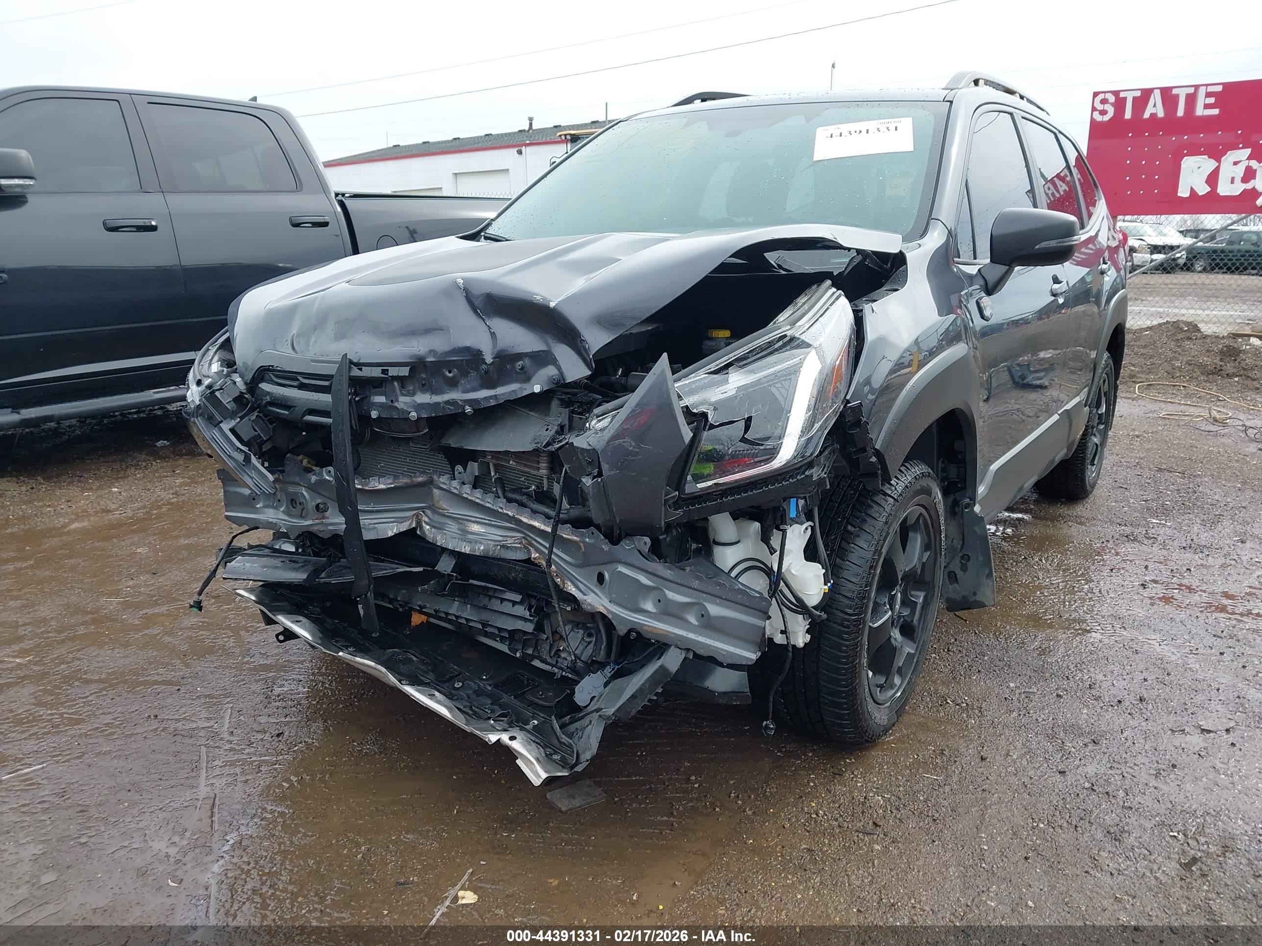 SUBARU FORESTER image 2