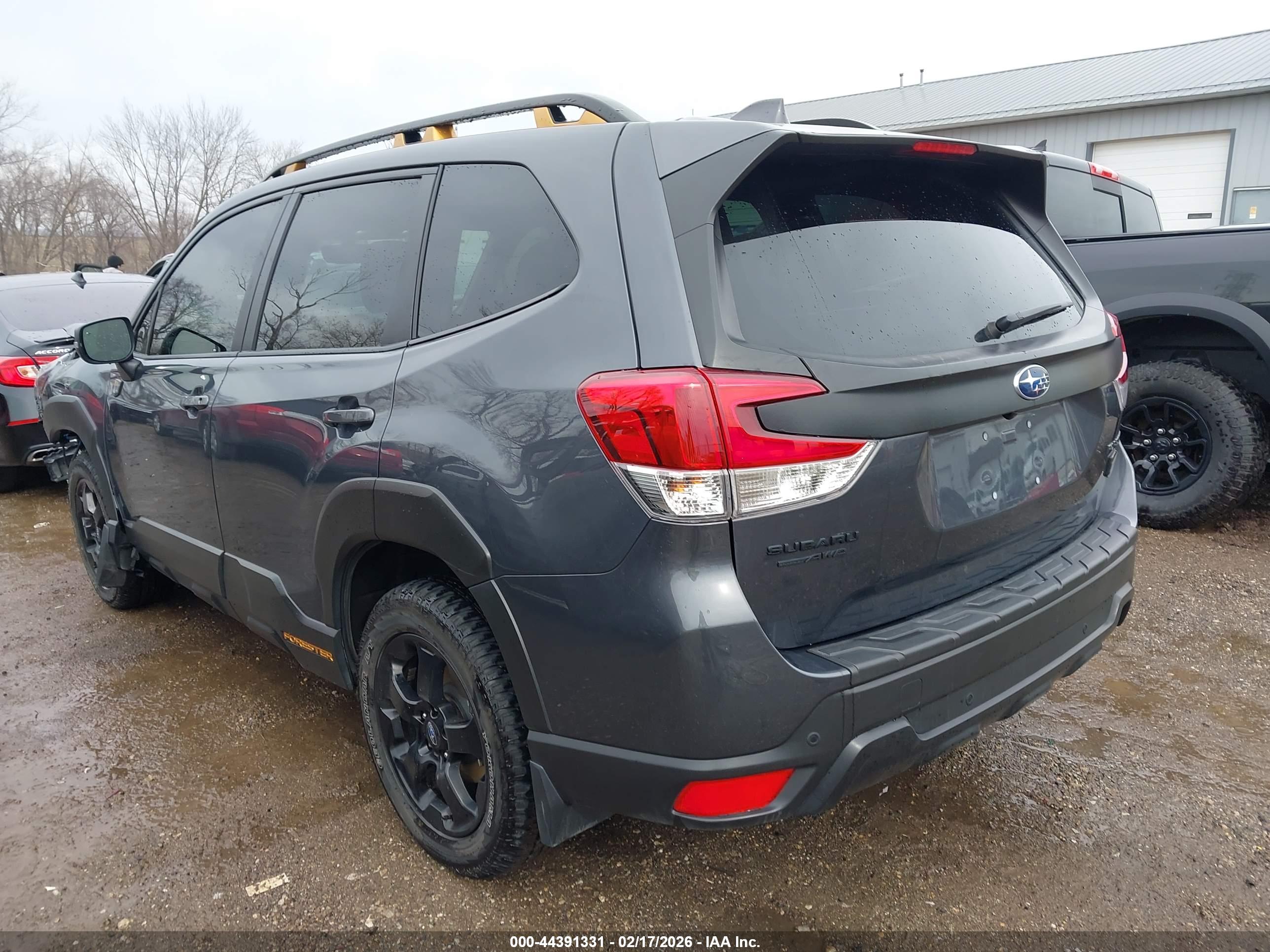 SUBARU FORESTER image 3