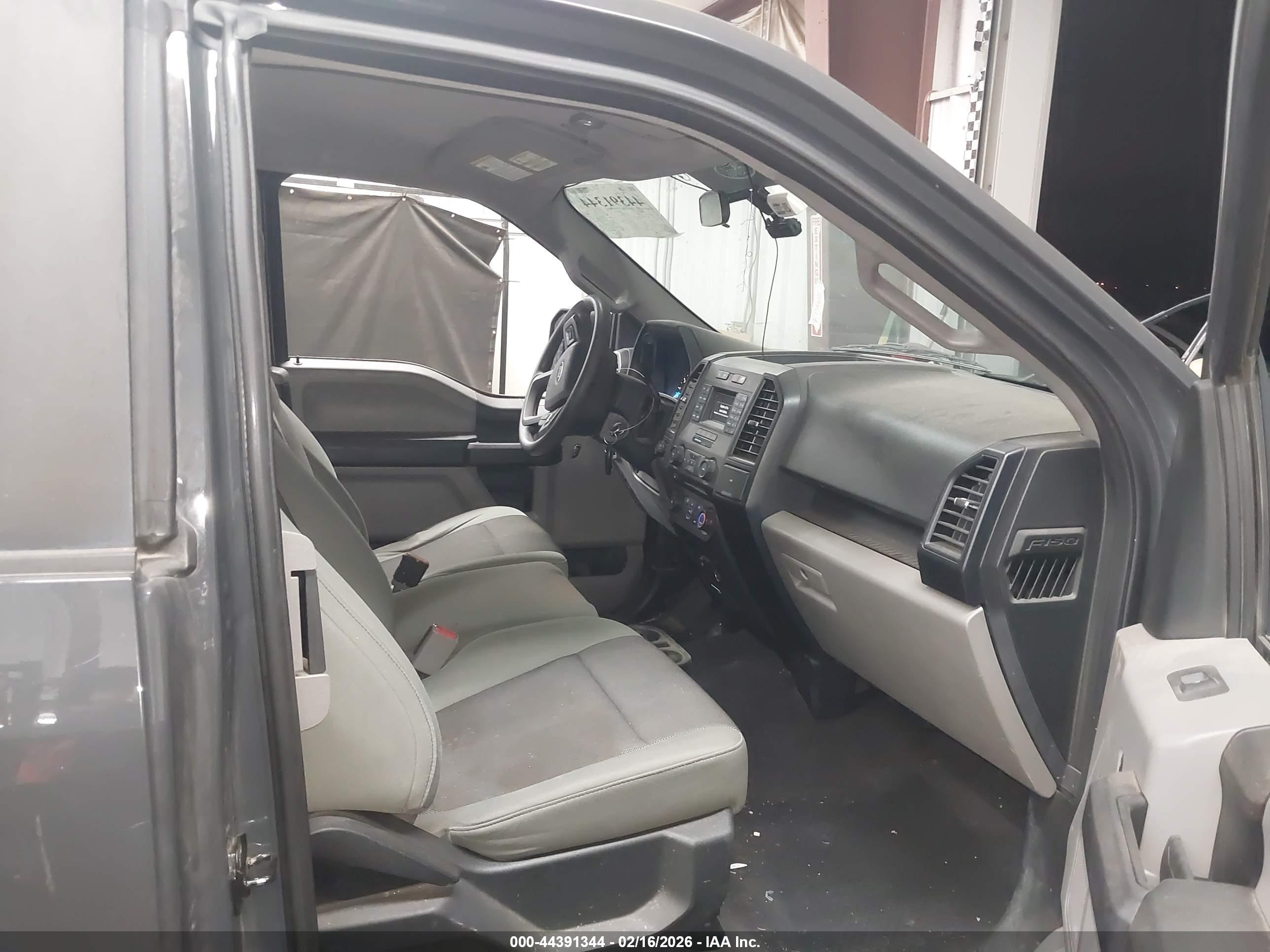 FORD F-150 image 5
