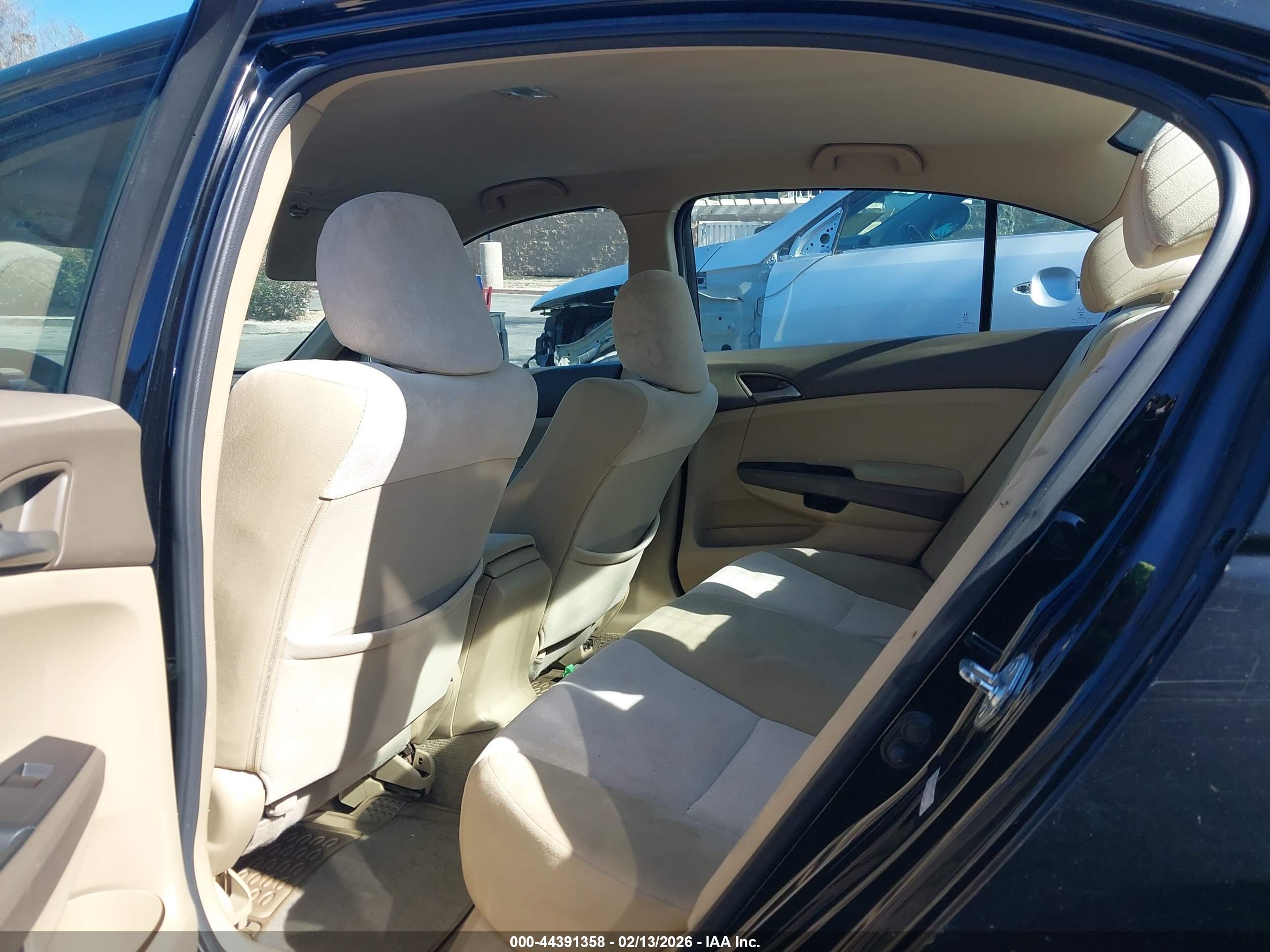 HONDA ACCORD image 8