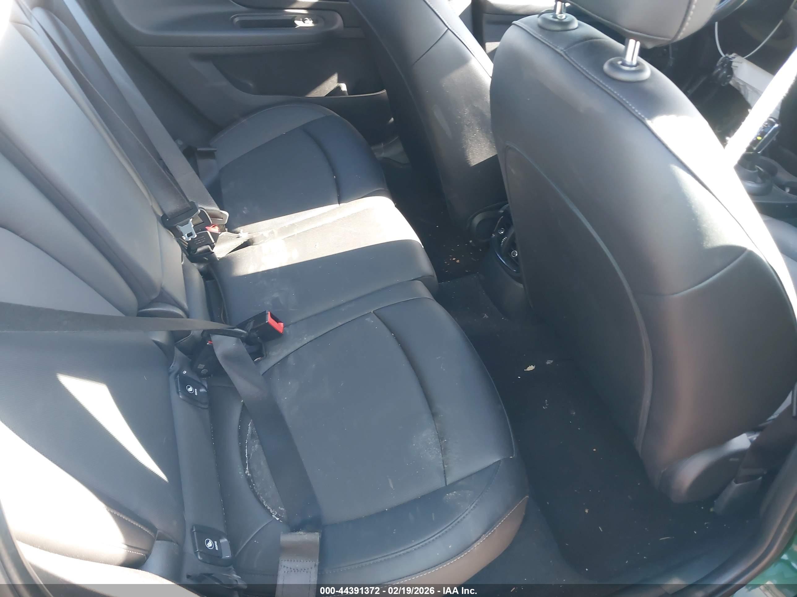 MINI COUNTRYMAN image 8