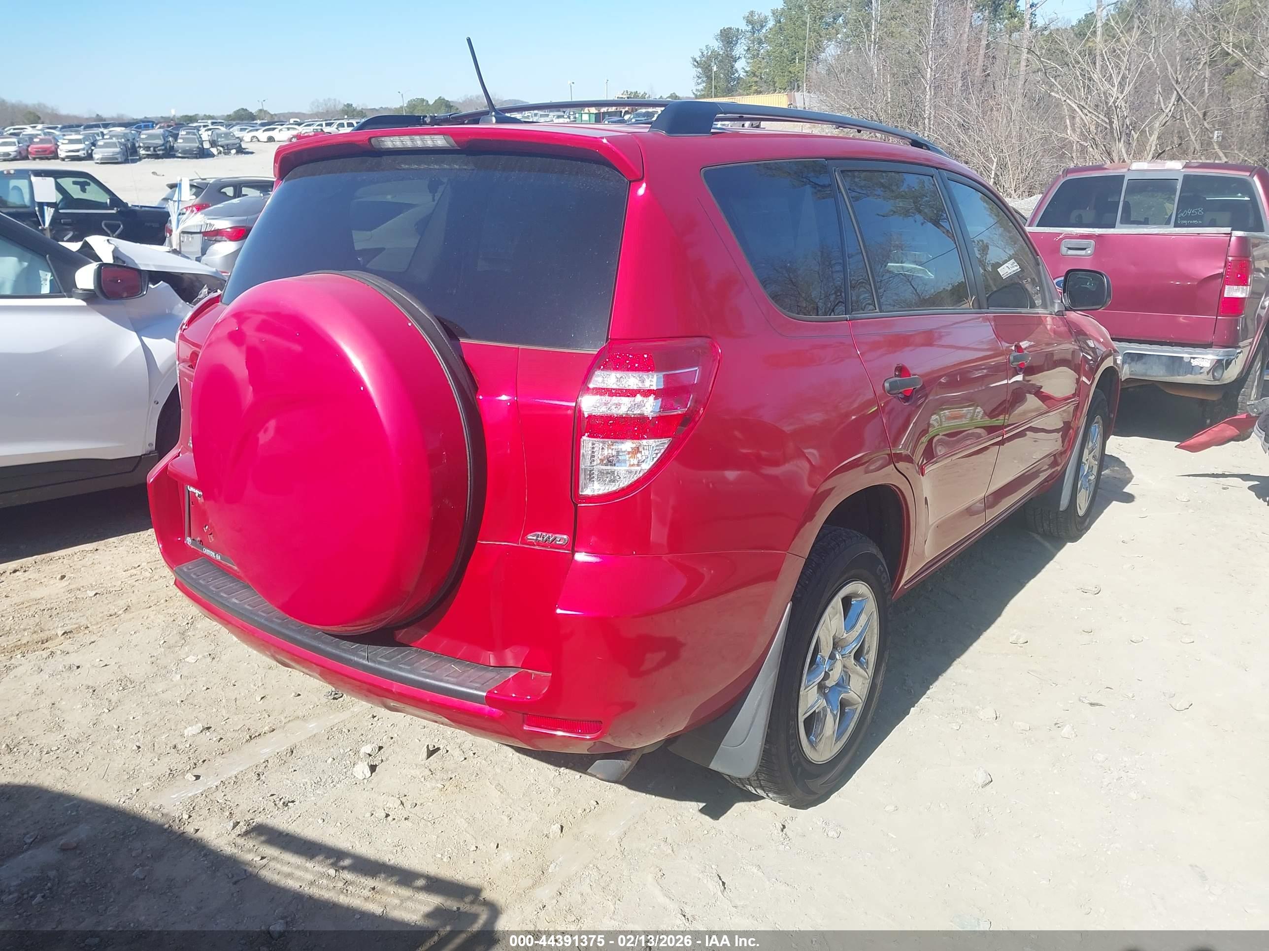 TOYOTA RAV4 image 4