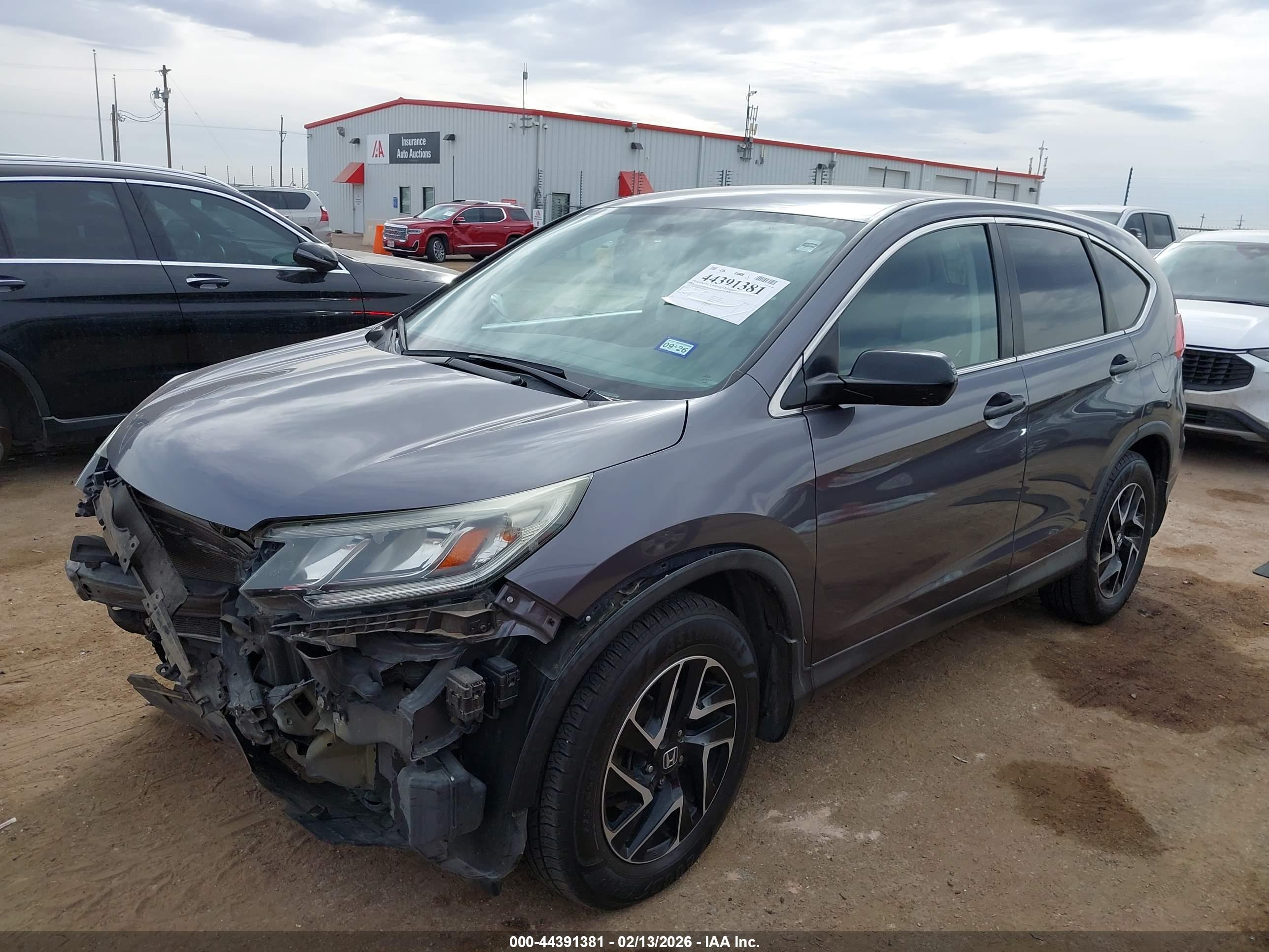 HONDA CR-V image 2