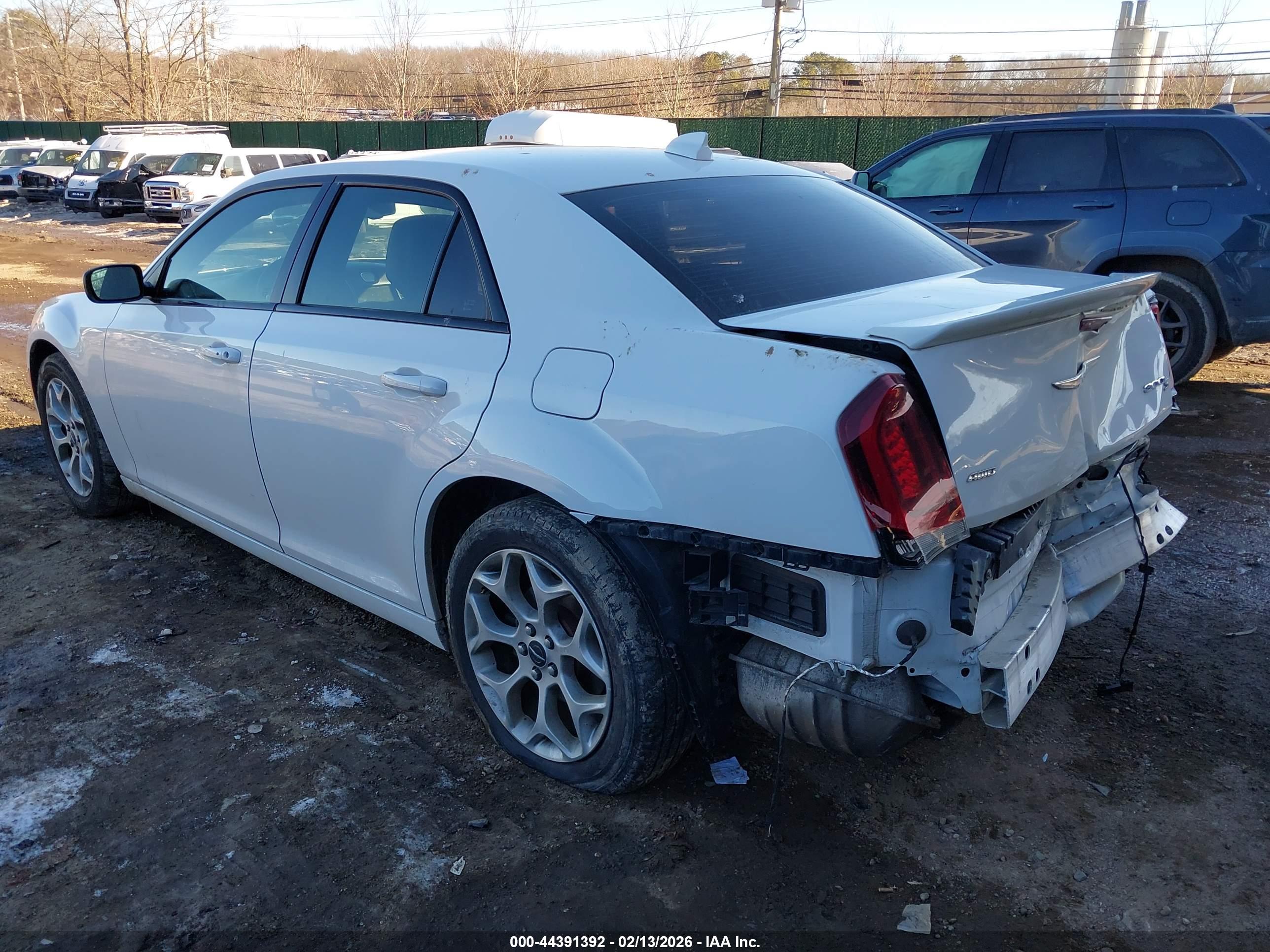 CHRYSLER 300 image 3