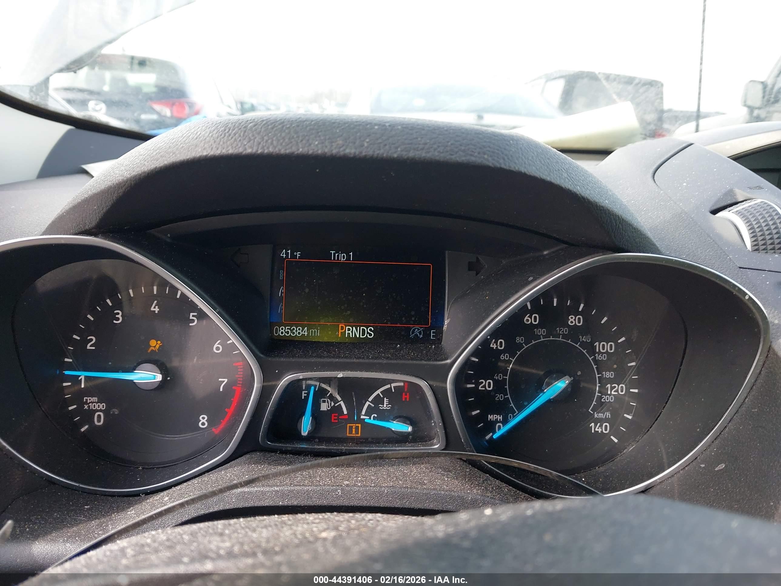 FORD ESCAPE image 7