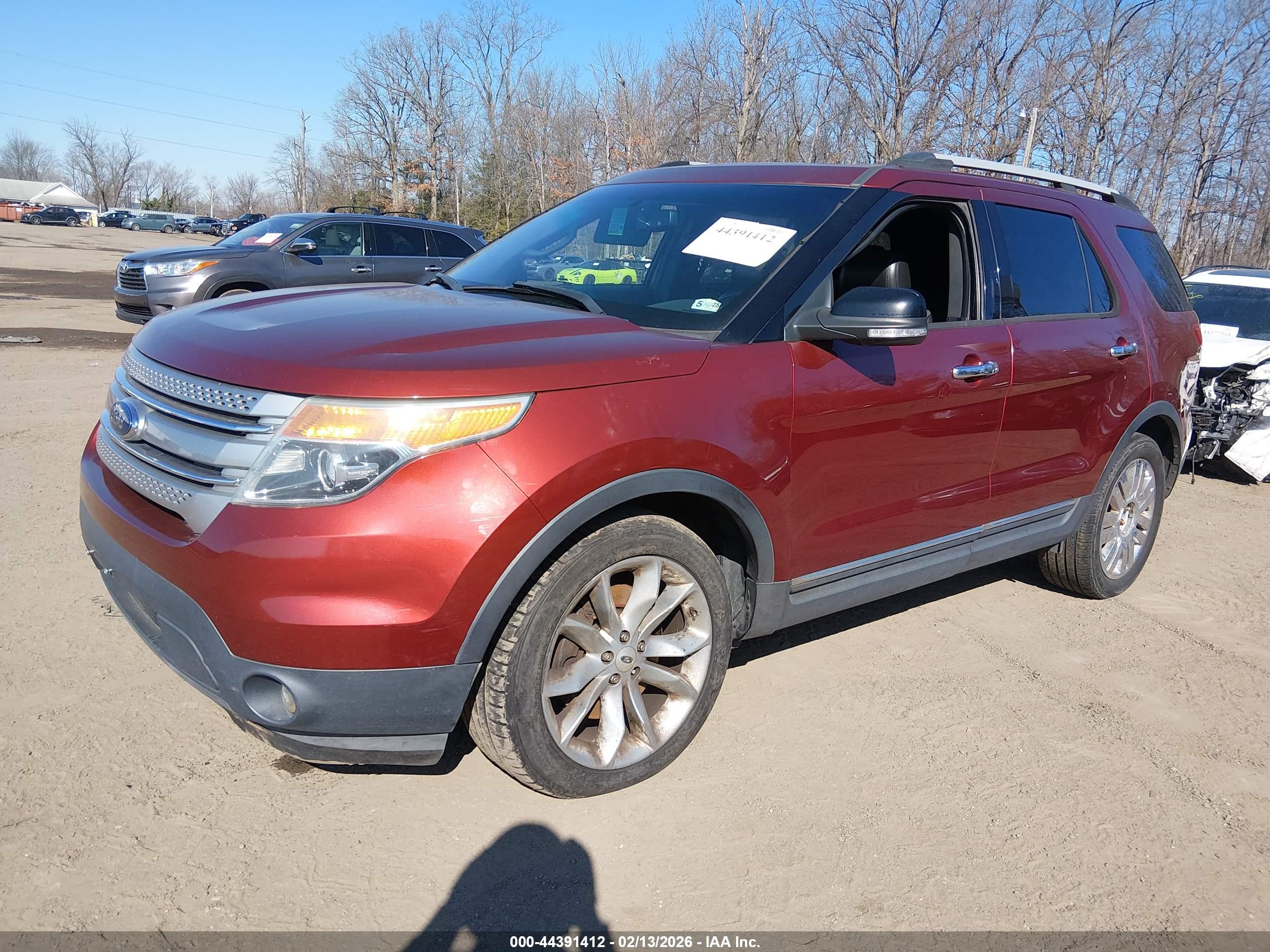 FORD EXPLORER image 2