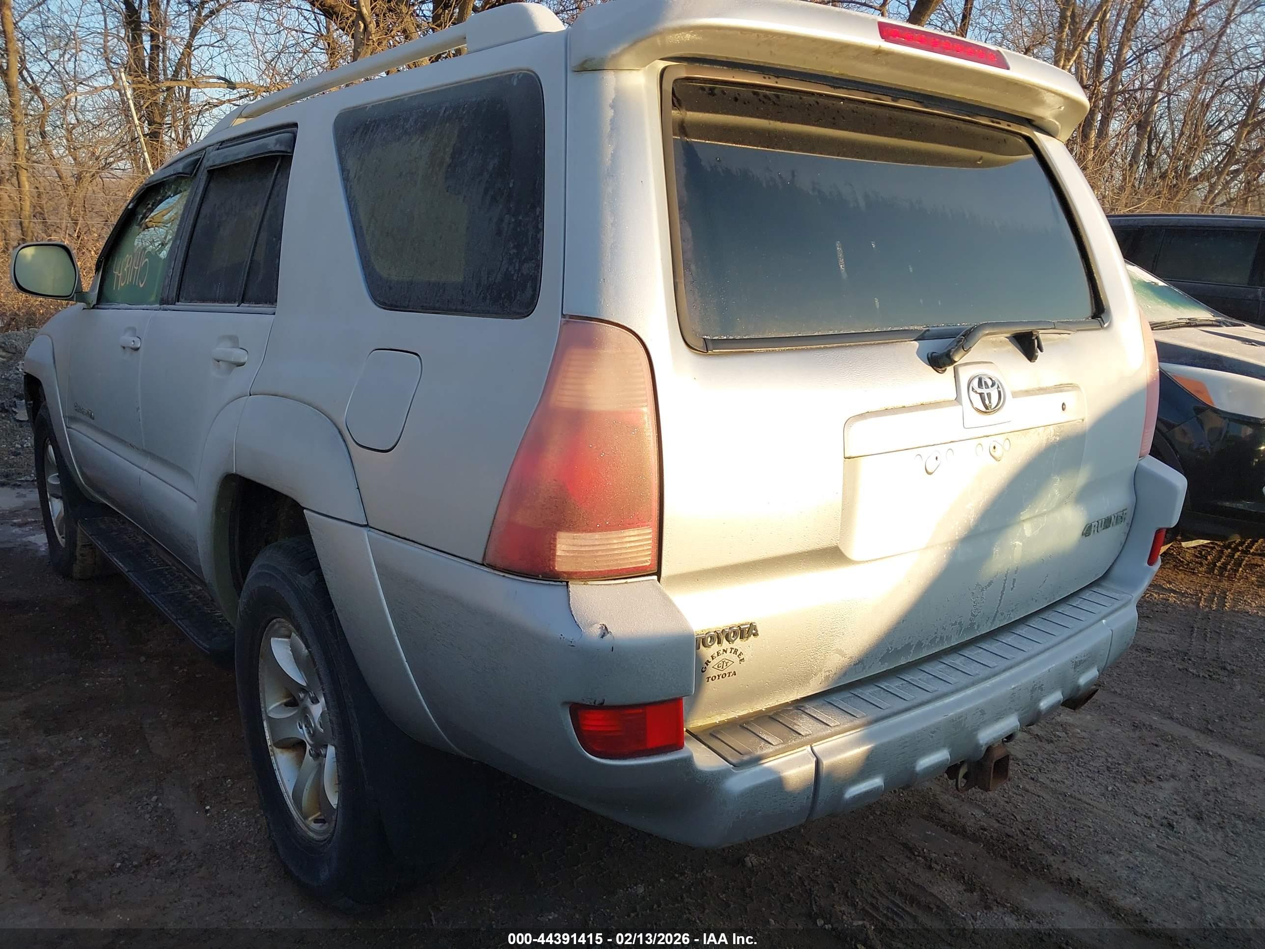 TOYOTA 4RUNNER image 6