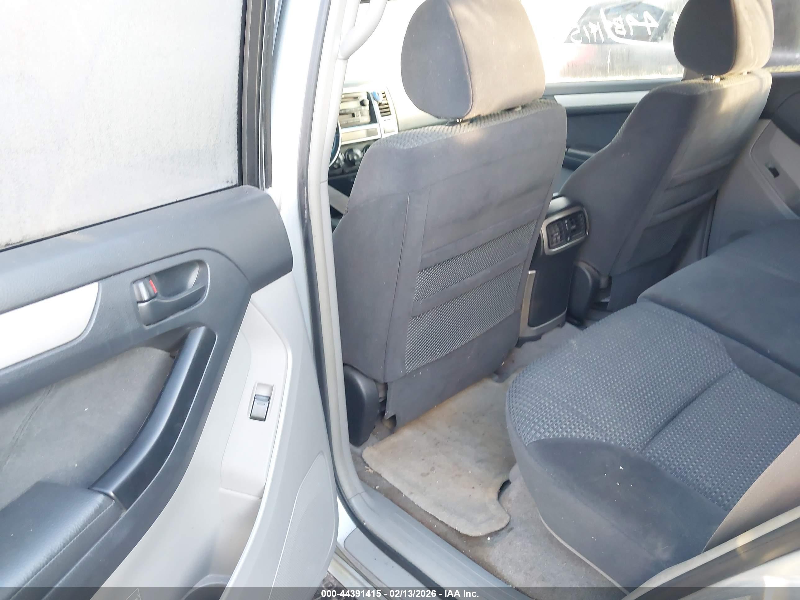 TOYOTA 4RUNNER image 8