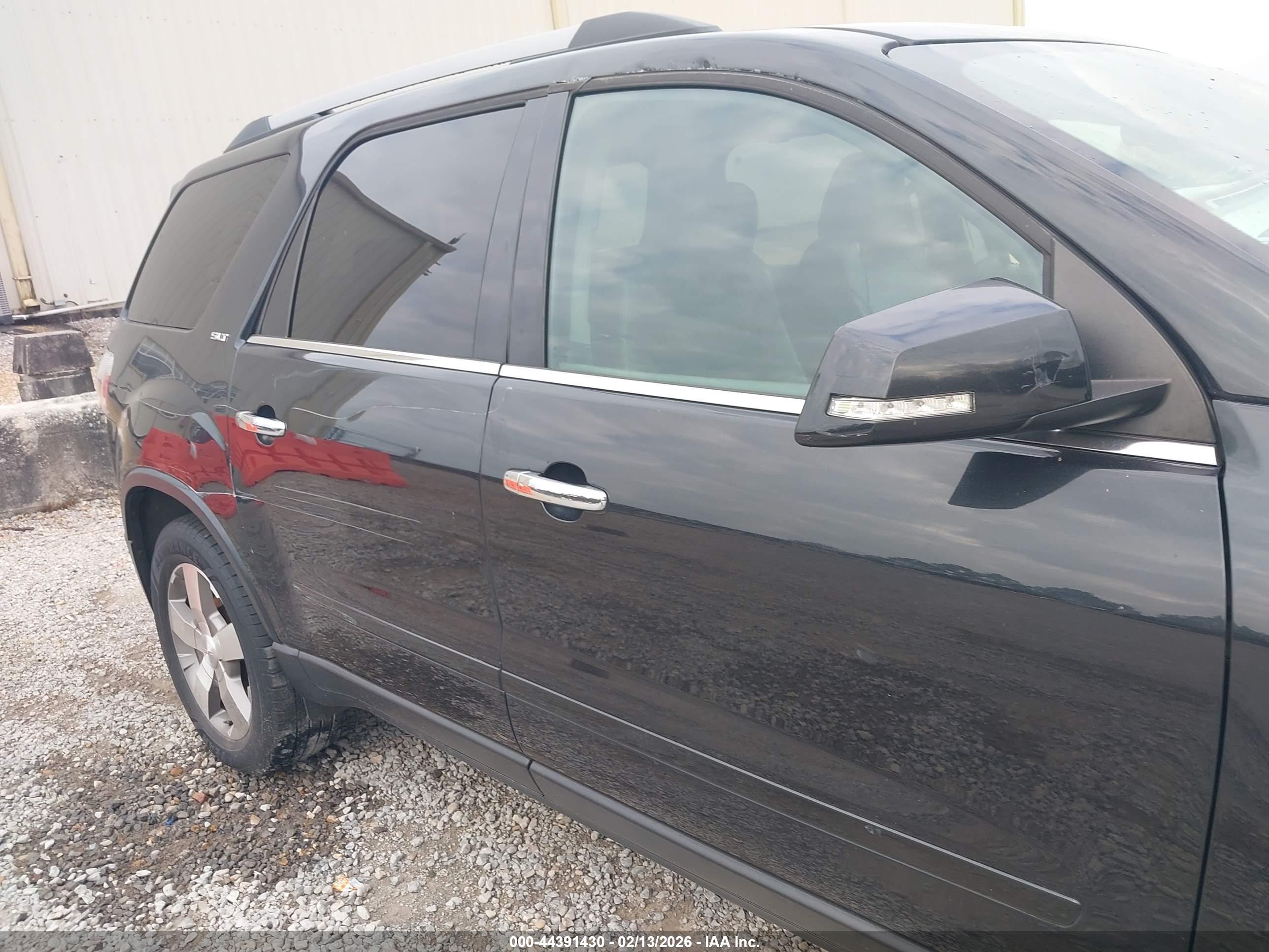 GMC ACADIA image 6