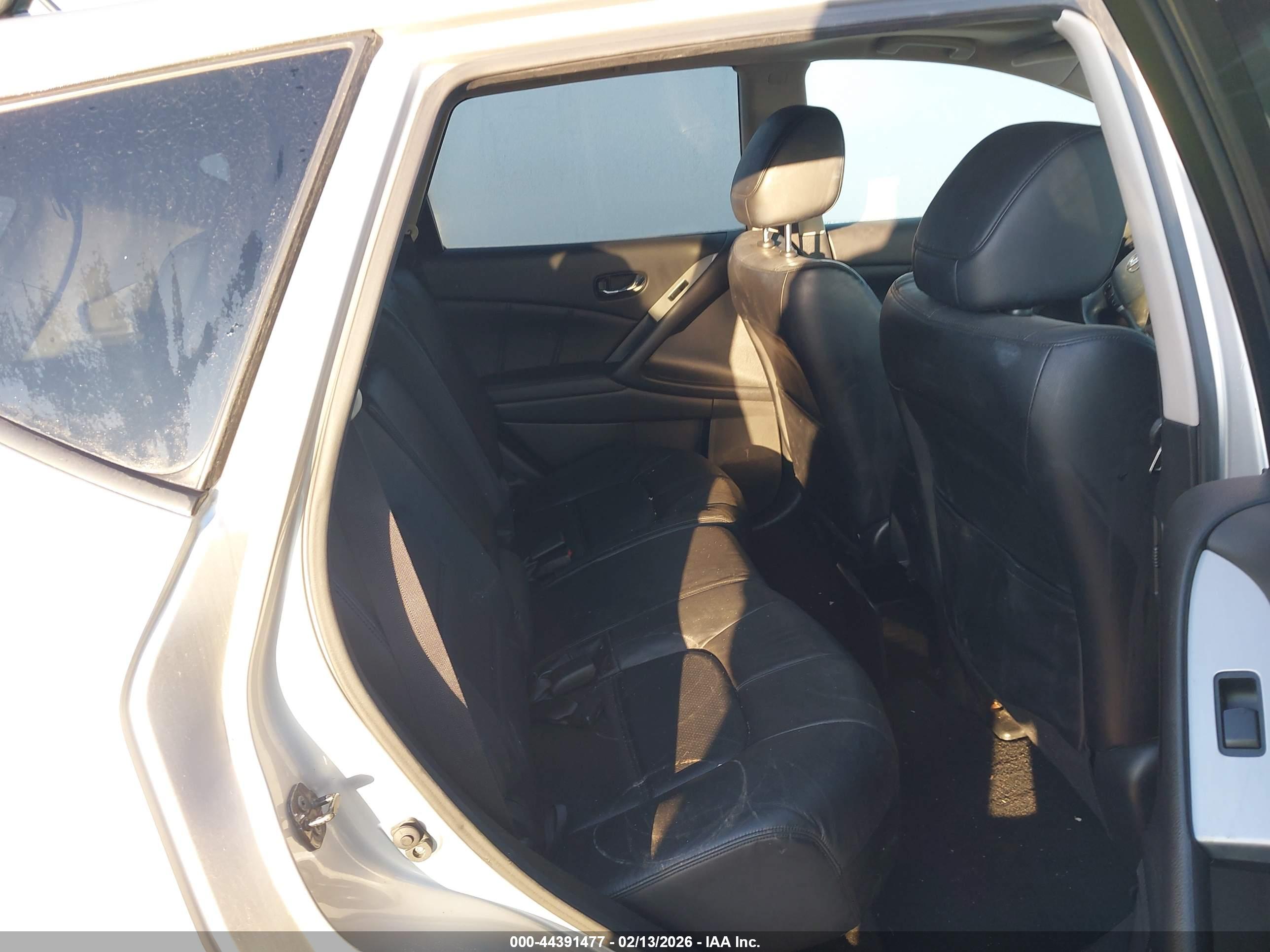 NISSAN MURANO image 8
