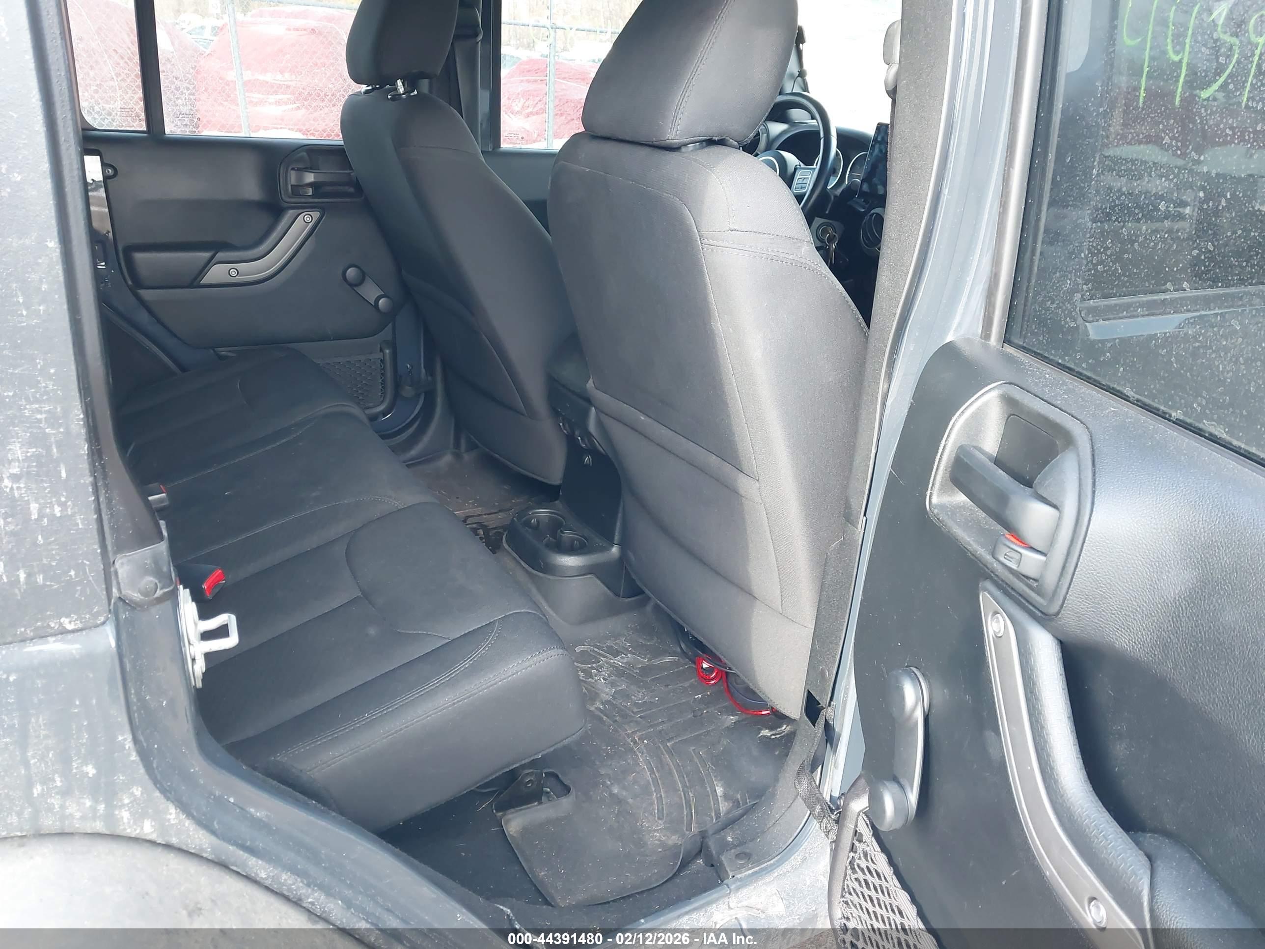 JEEP WRANGLER image 8