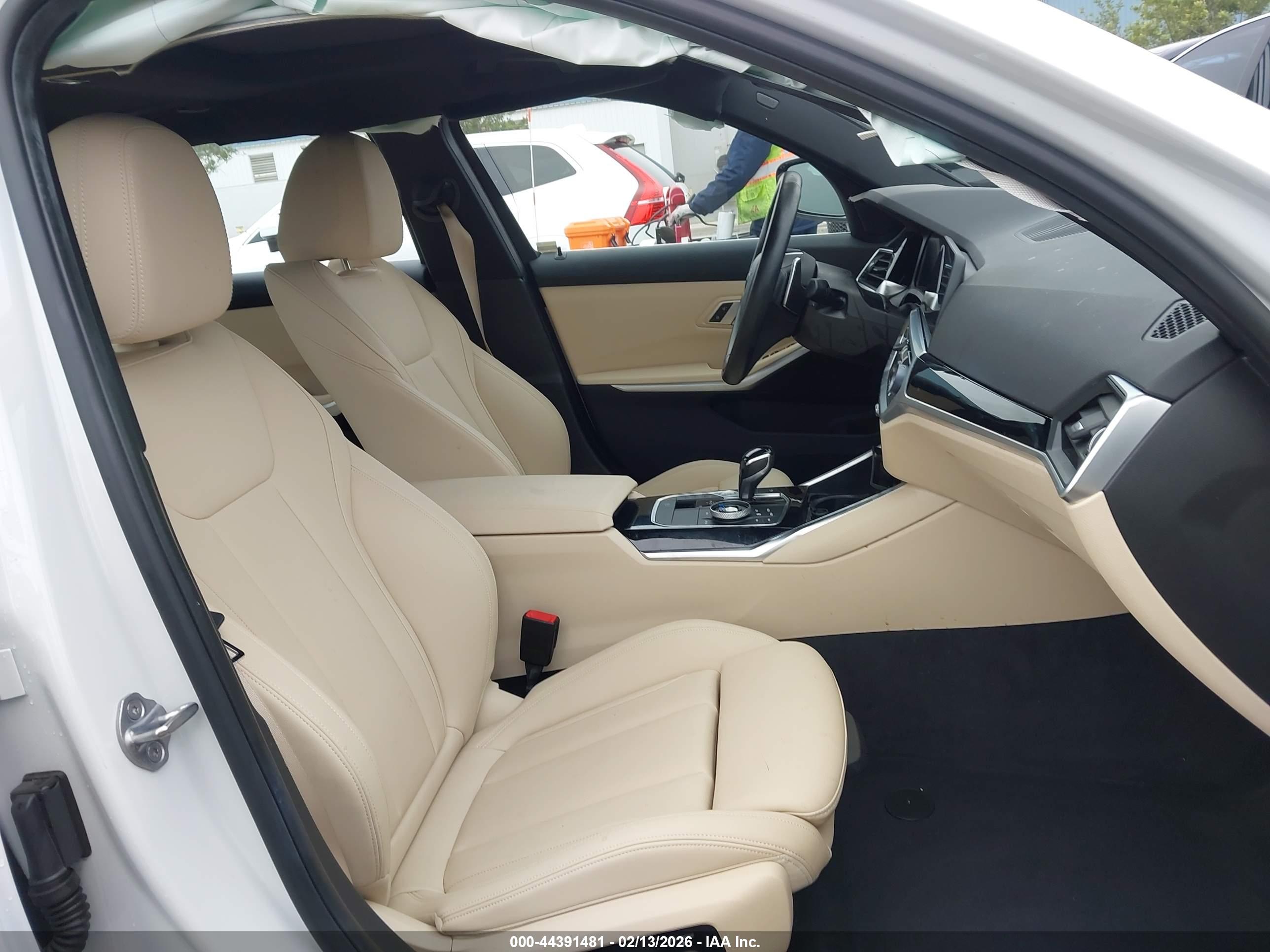BMW 330I image 5