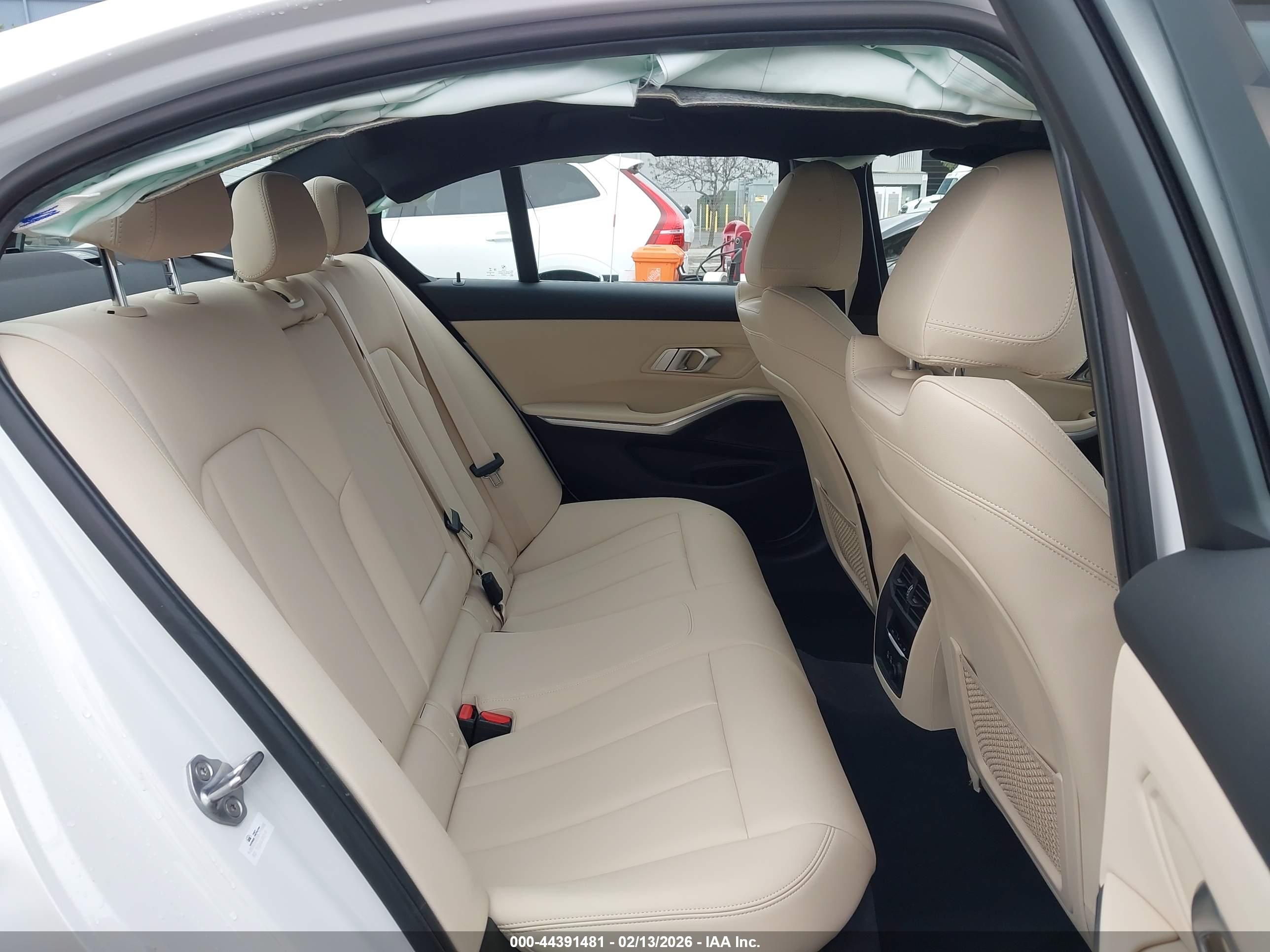 BMW 330I image 8