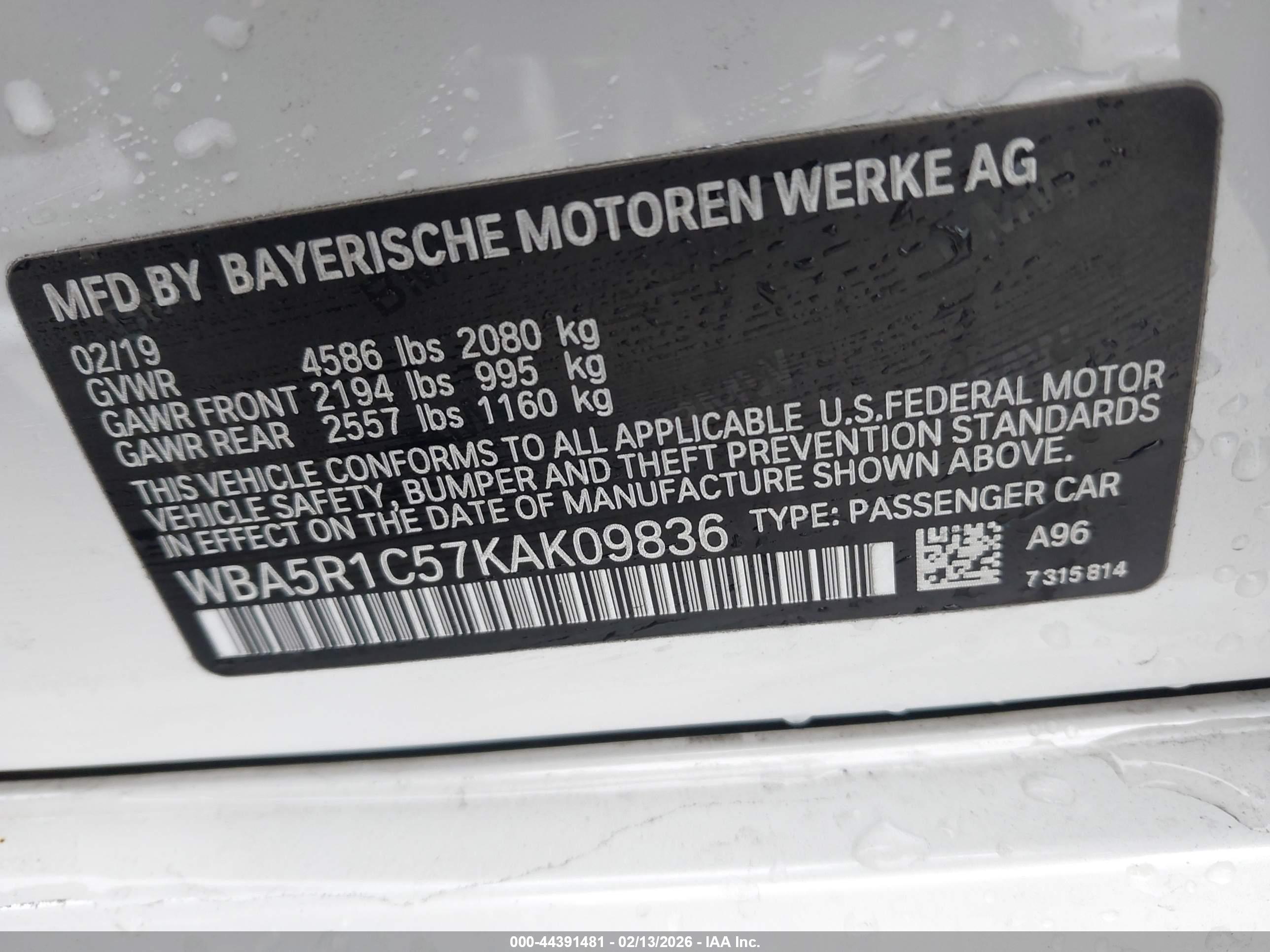 BMW 330I image 9