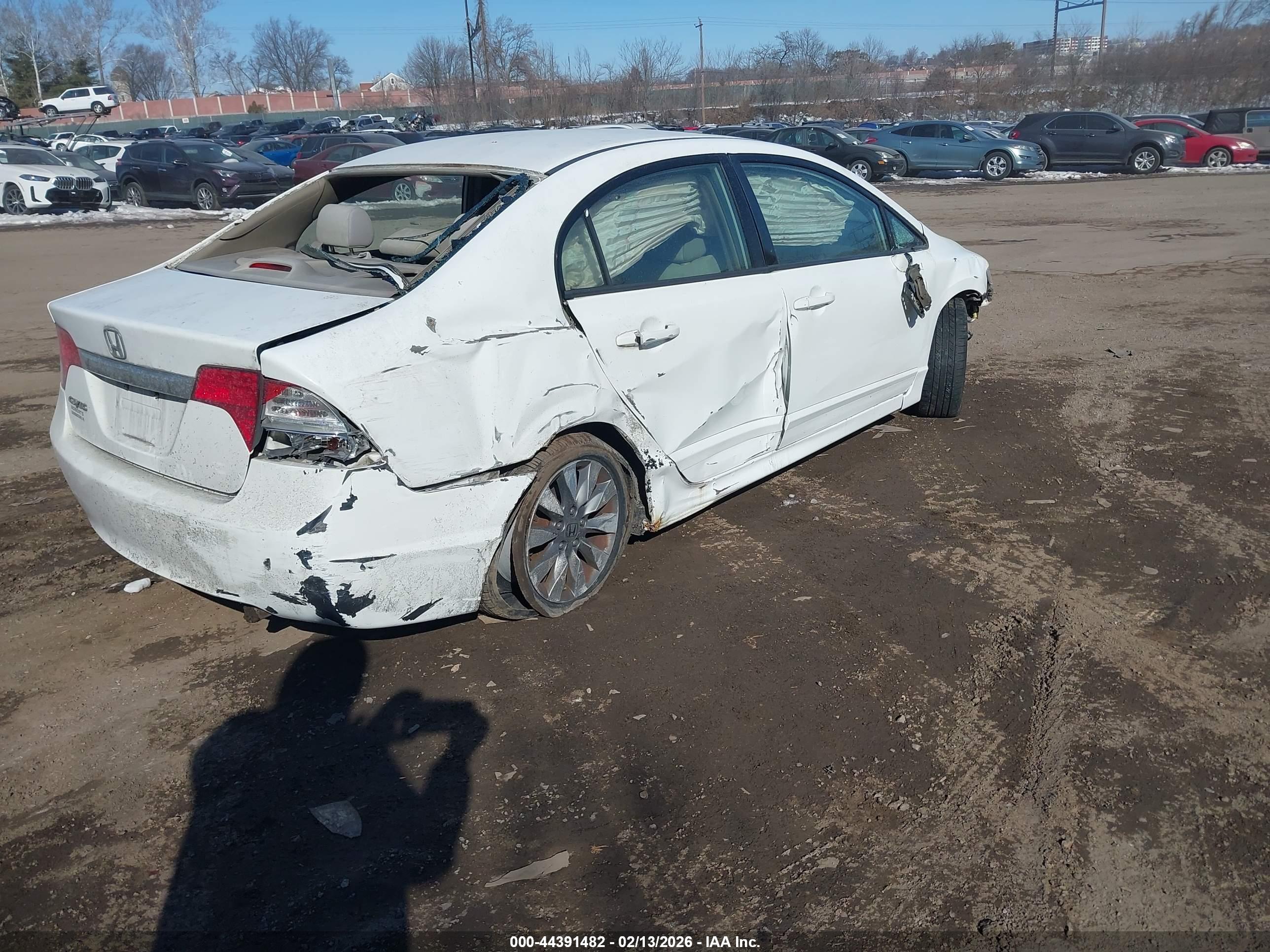 HONDA CIVIC image 4