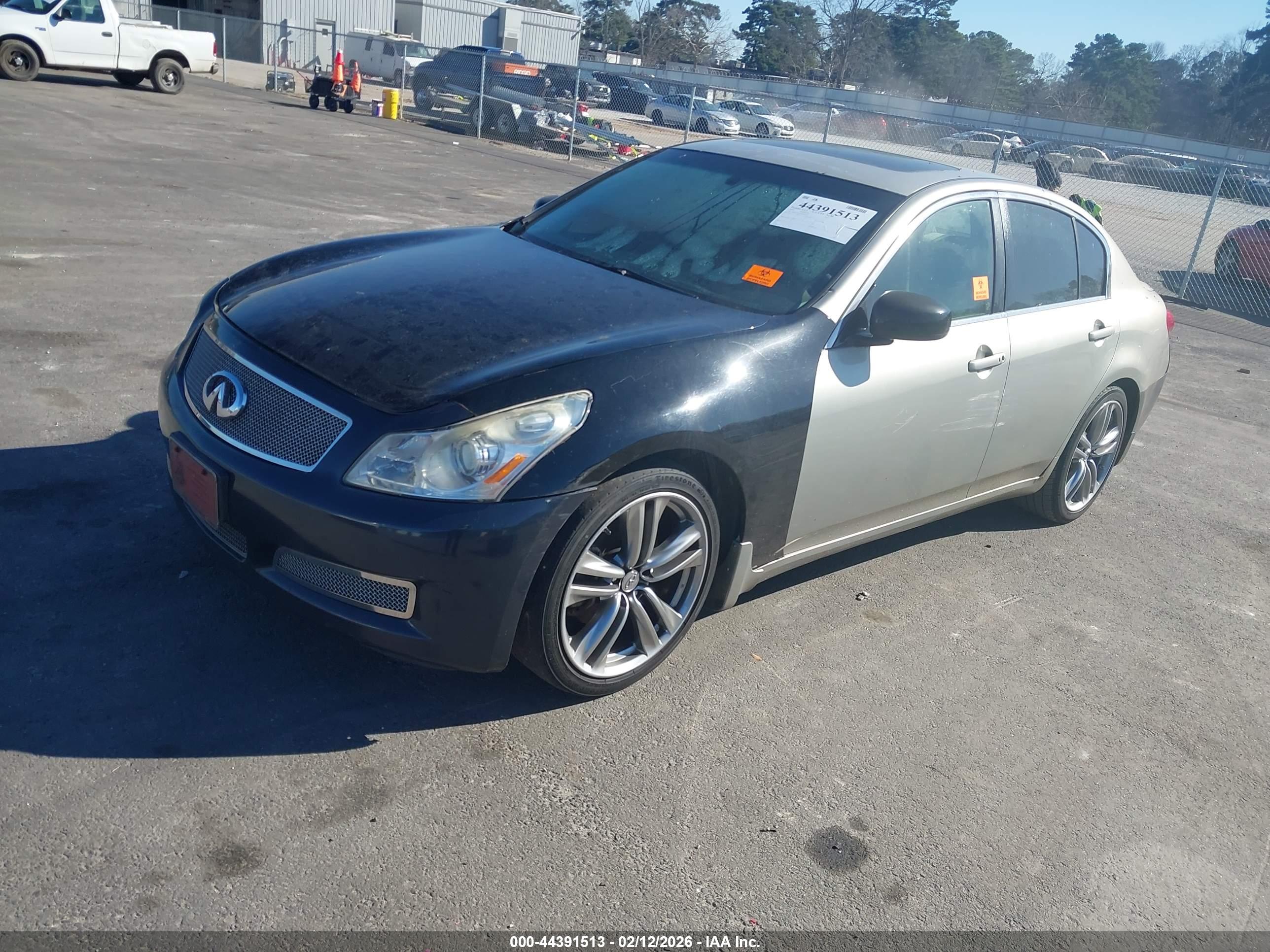 INFINITI G35 image 2