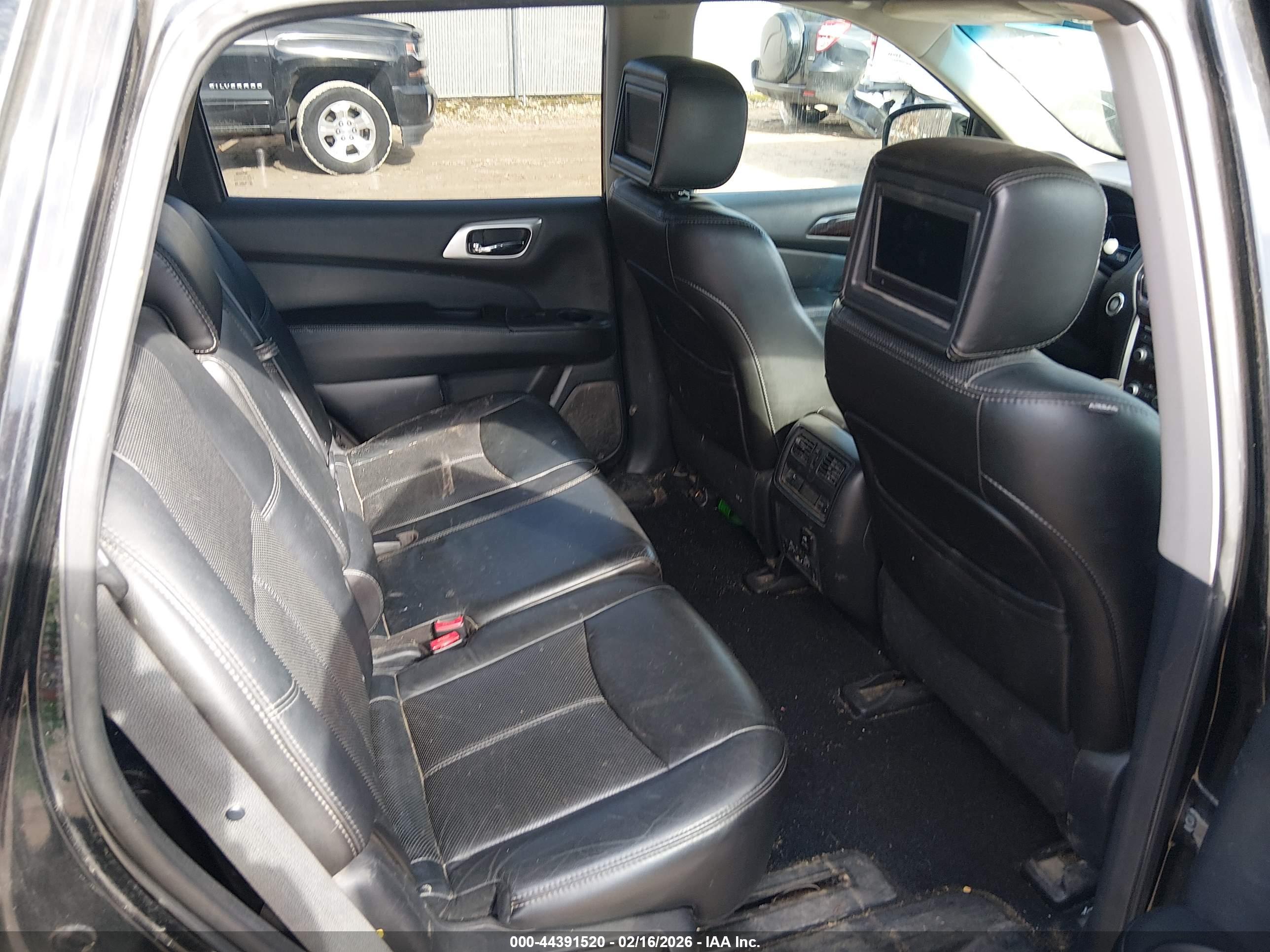NISSAN PATHFINDER image 8