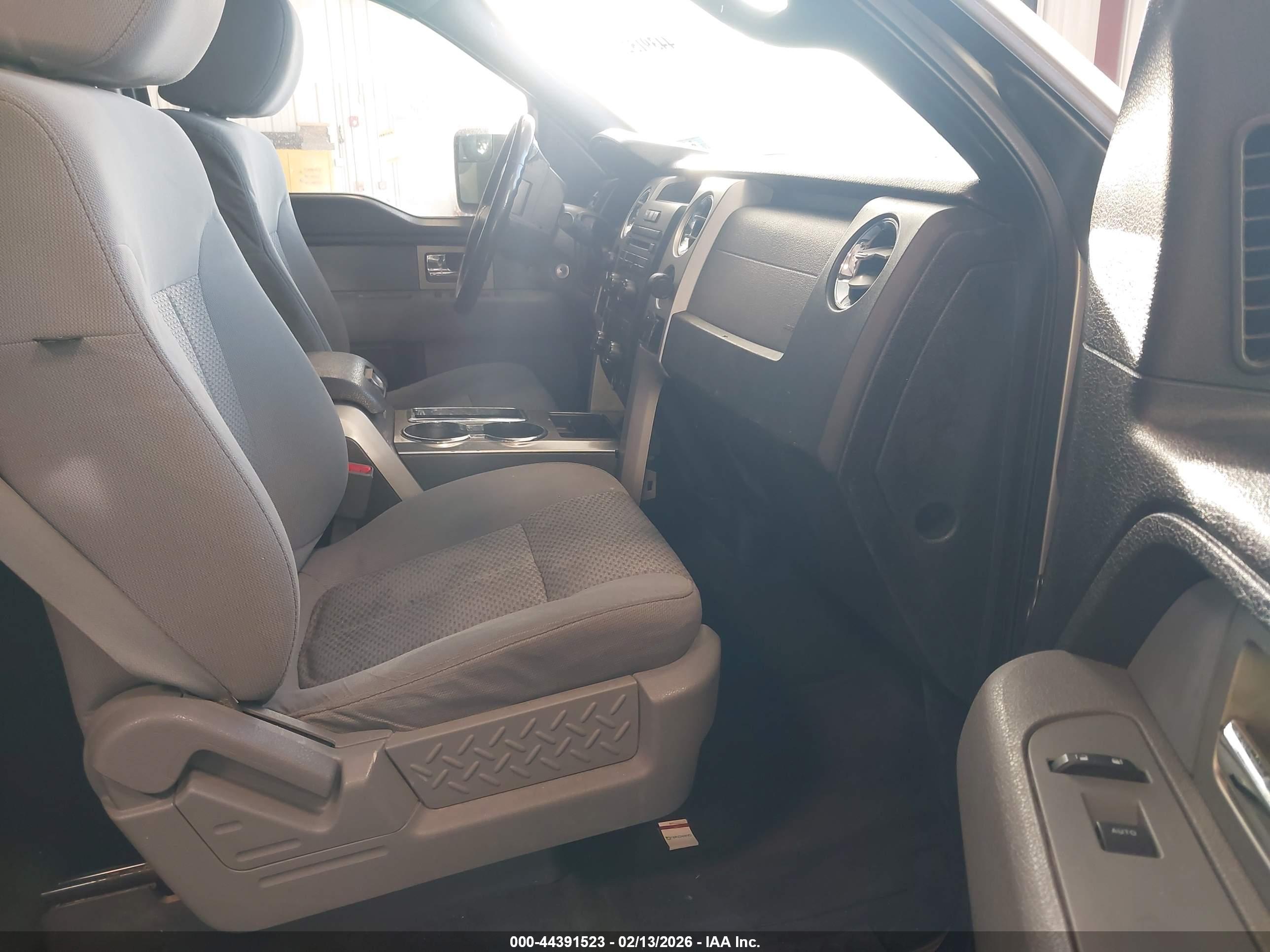 FORD F-150 image 5