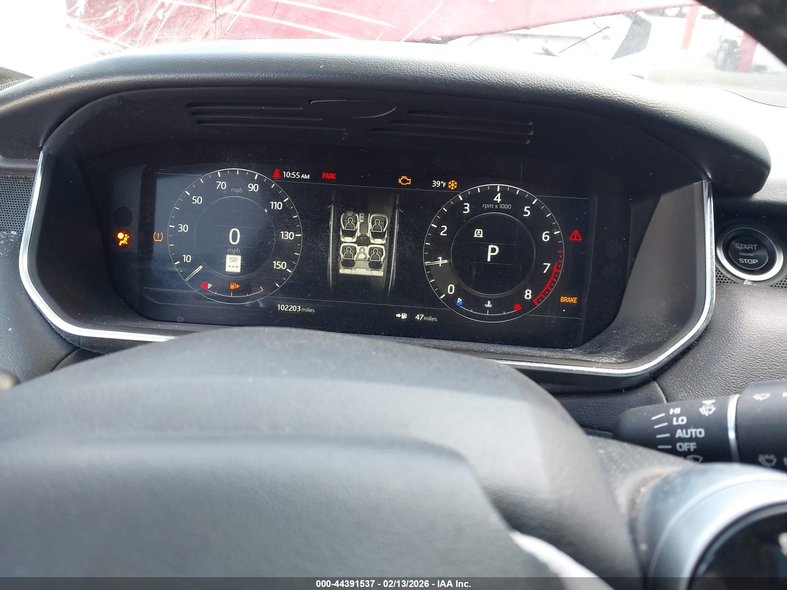 LAND ROVER image 7