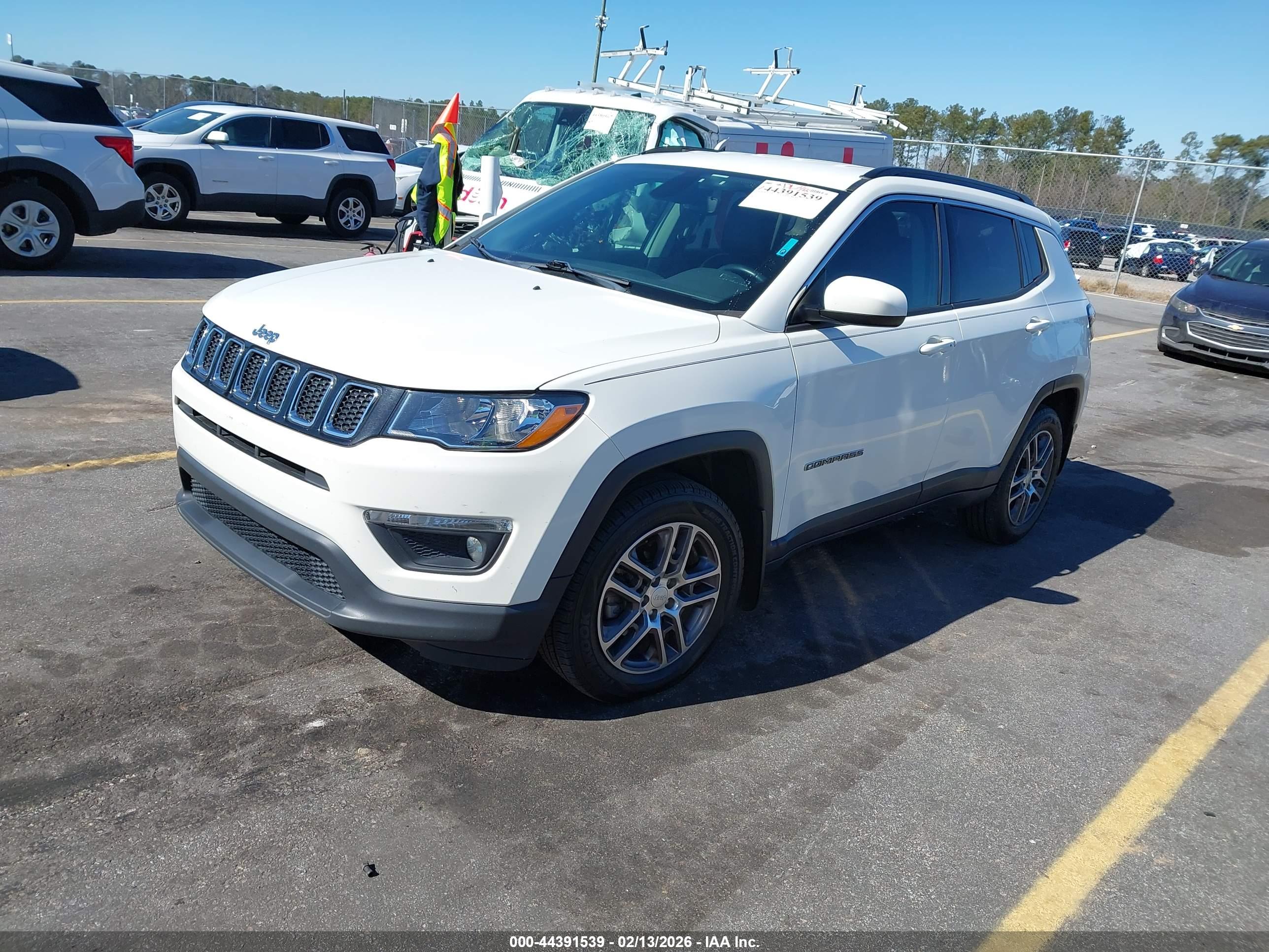 JEEP COMPASS image 2
