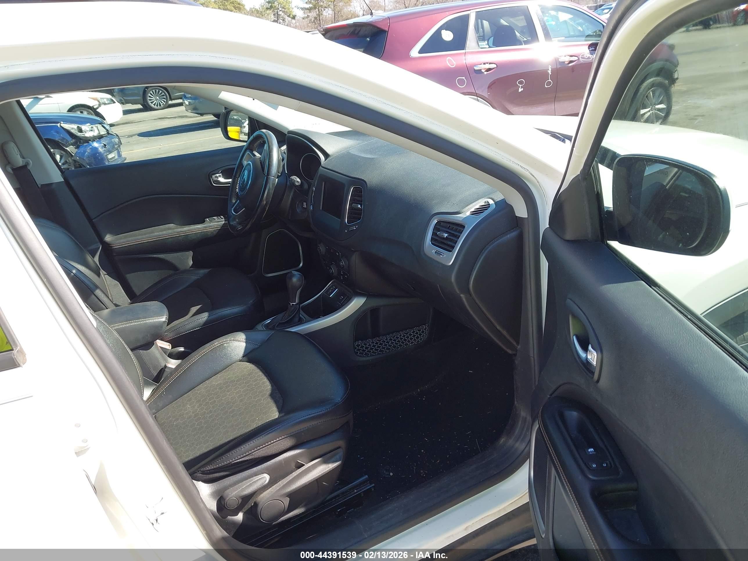 JEEP COMPASS image 5