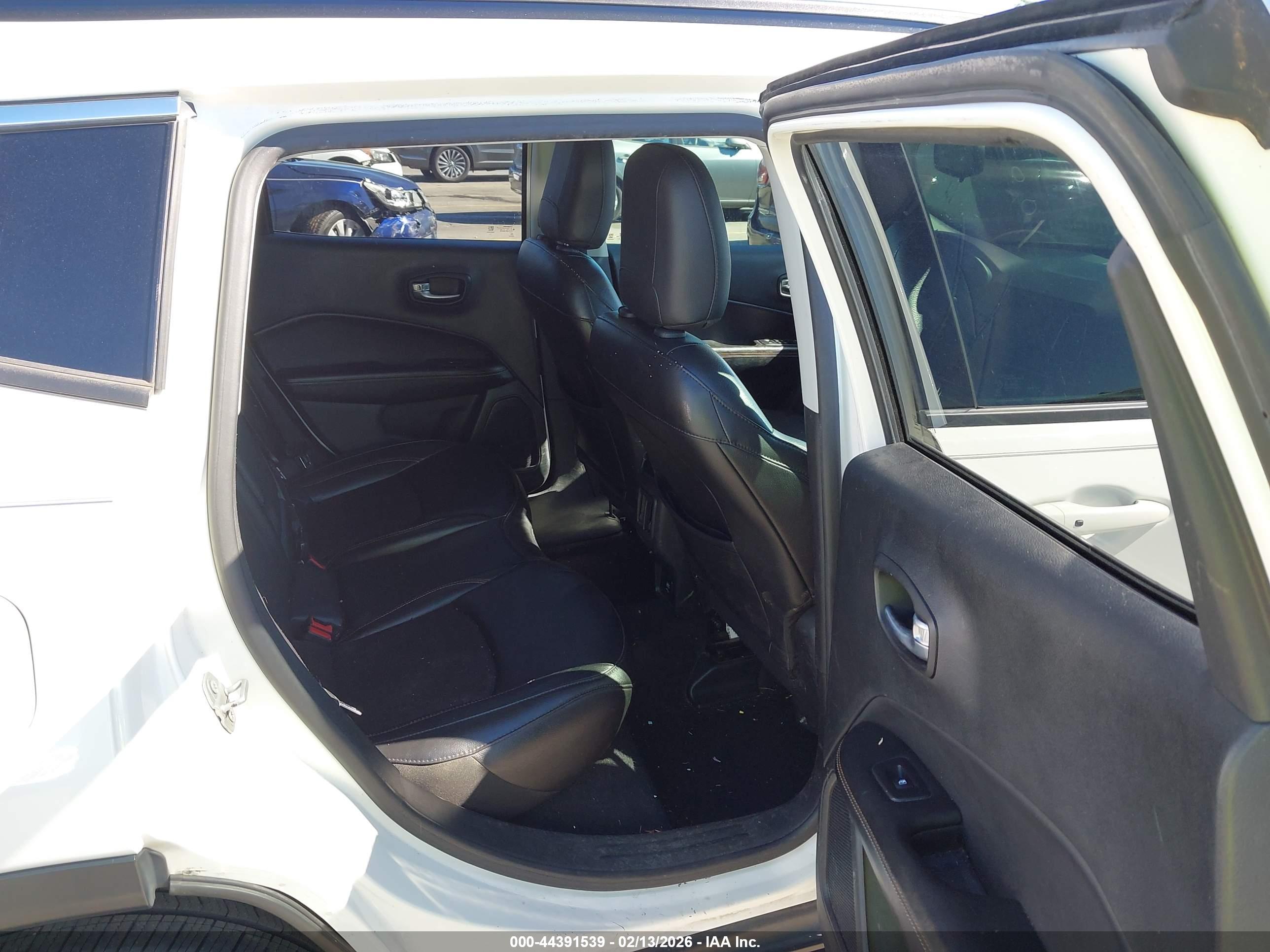 JEEP COMPASS image 8