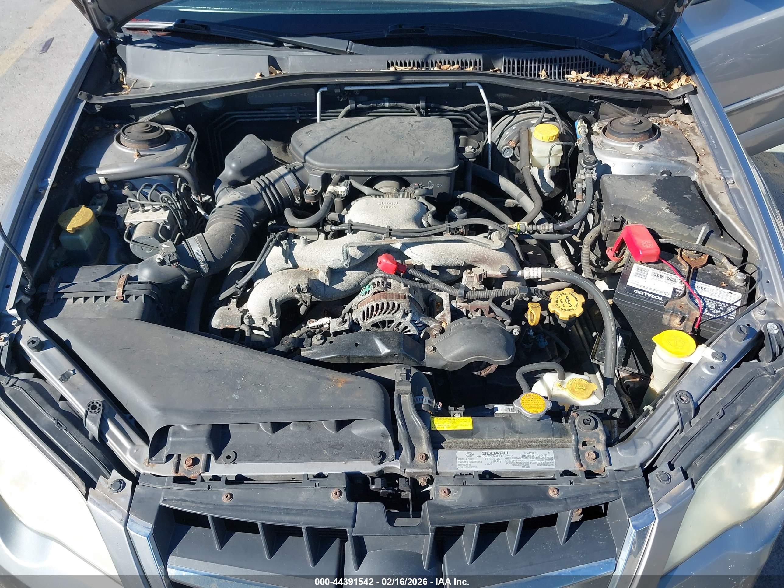 SUBARU OUTBACK image 10