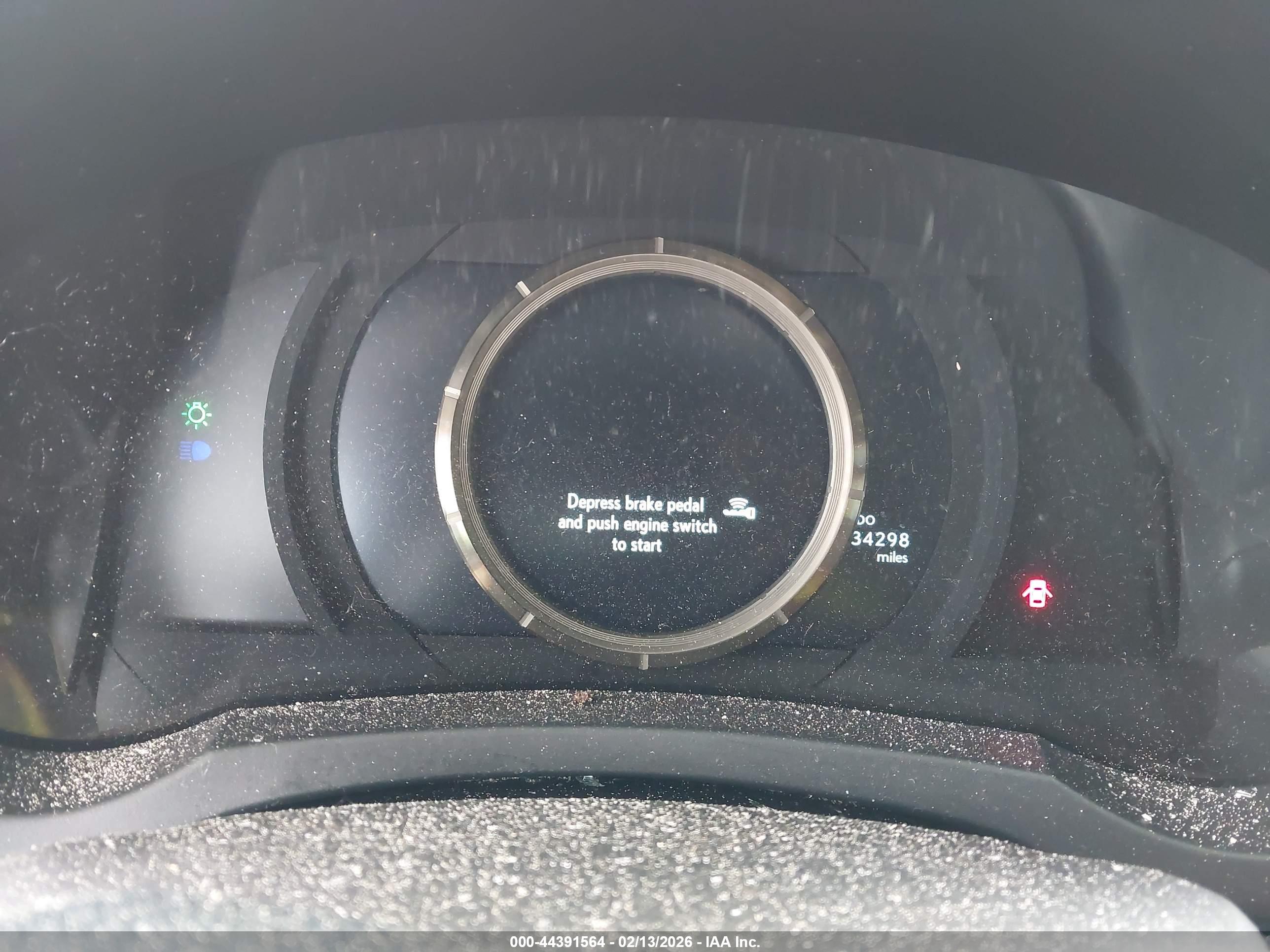 LEXUS IS image 7