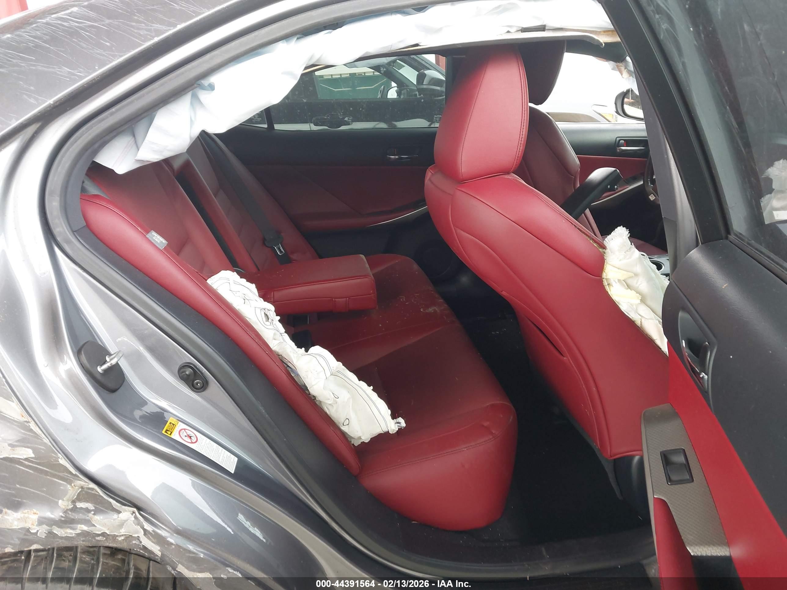 LEXUS IS image 8