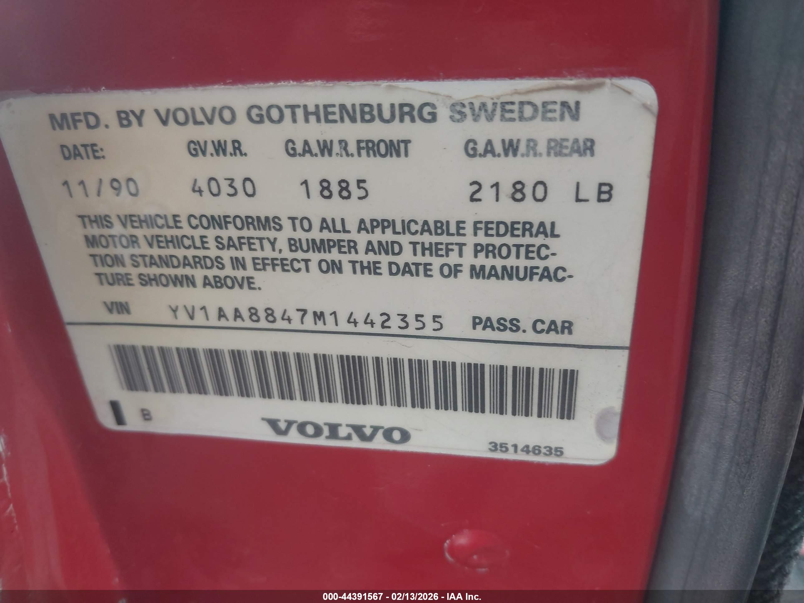 VOLVO 240 image 9