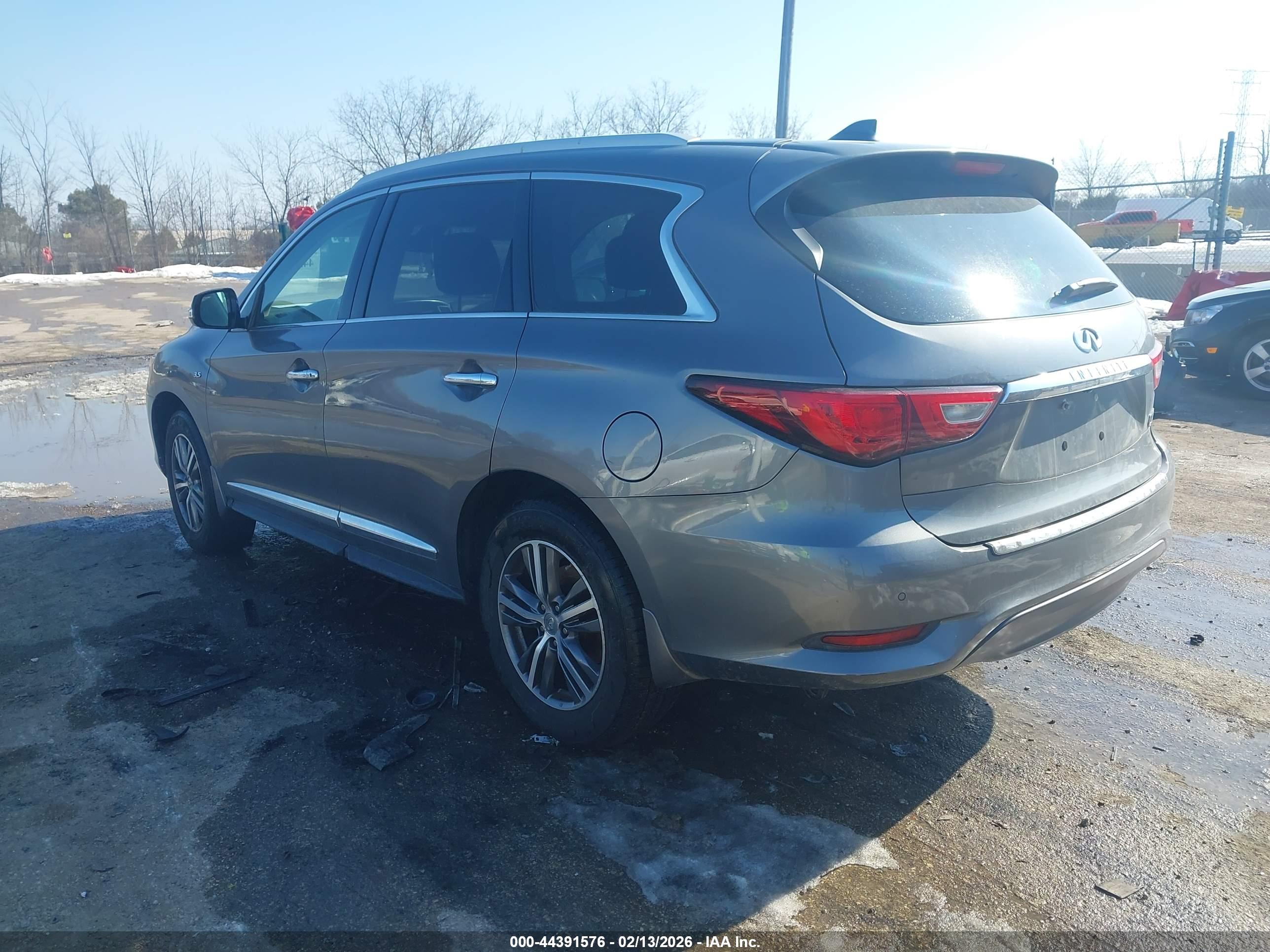 INFINITI QX60 image 3