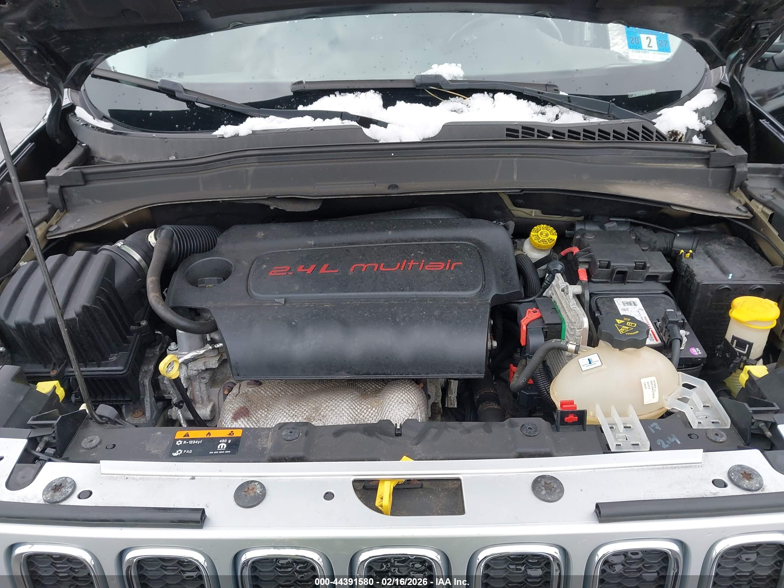 JEEP RENEGADE image 10