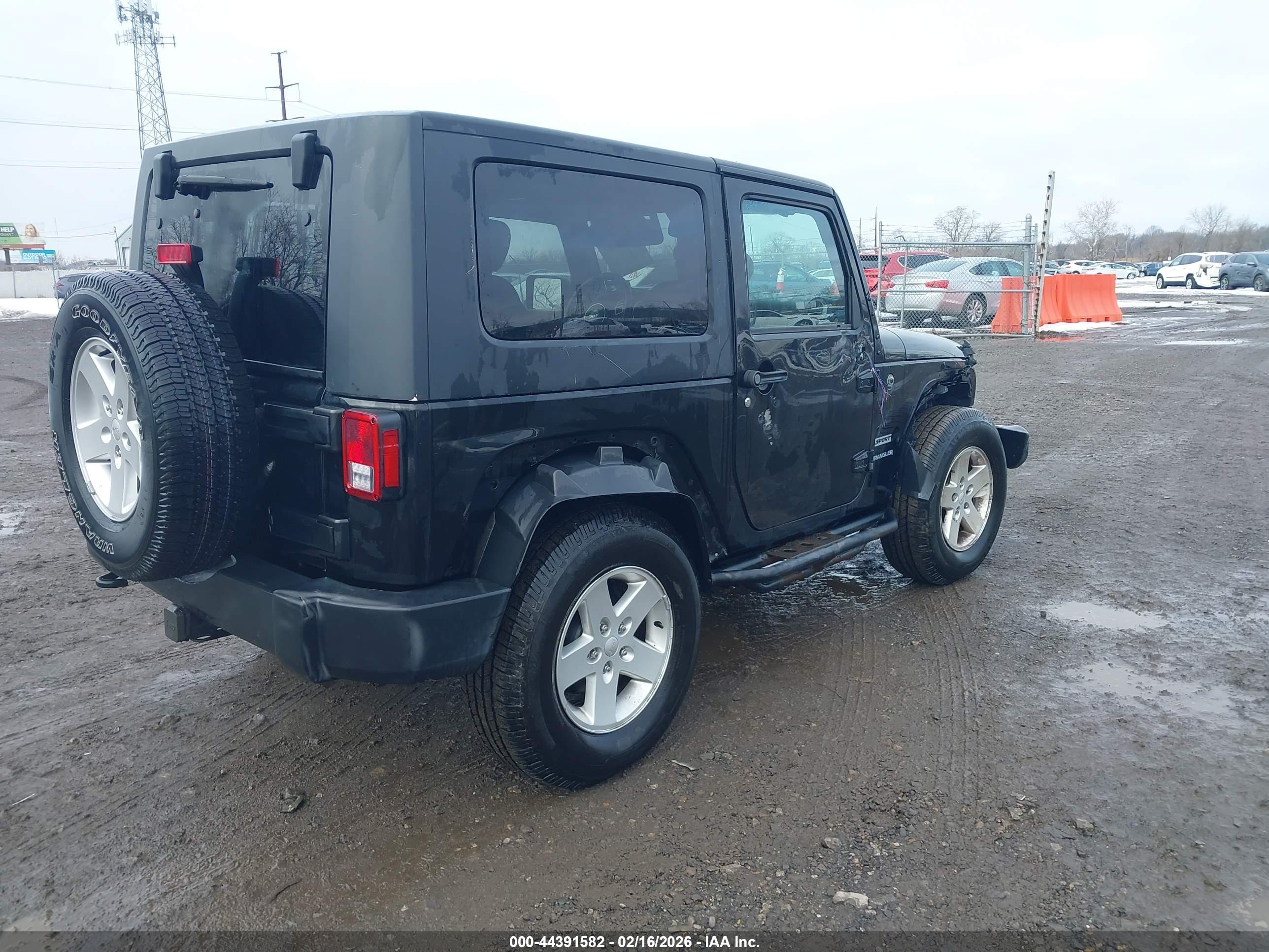 JEEP WRANGLER image 4
