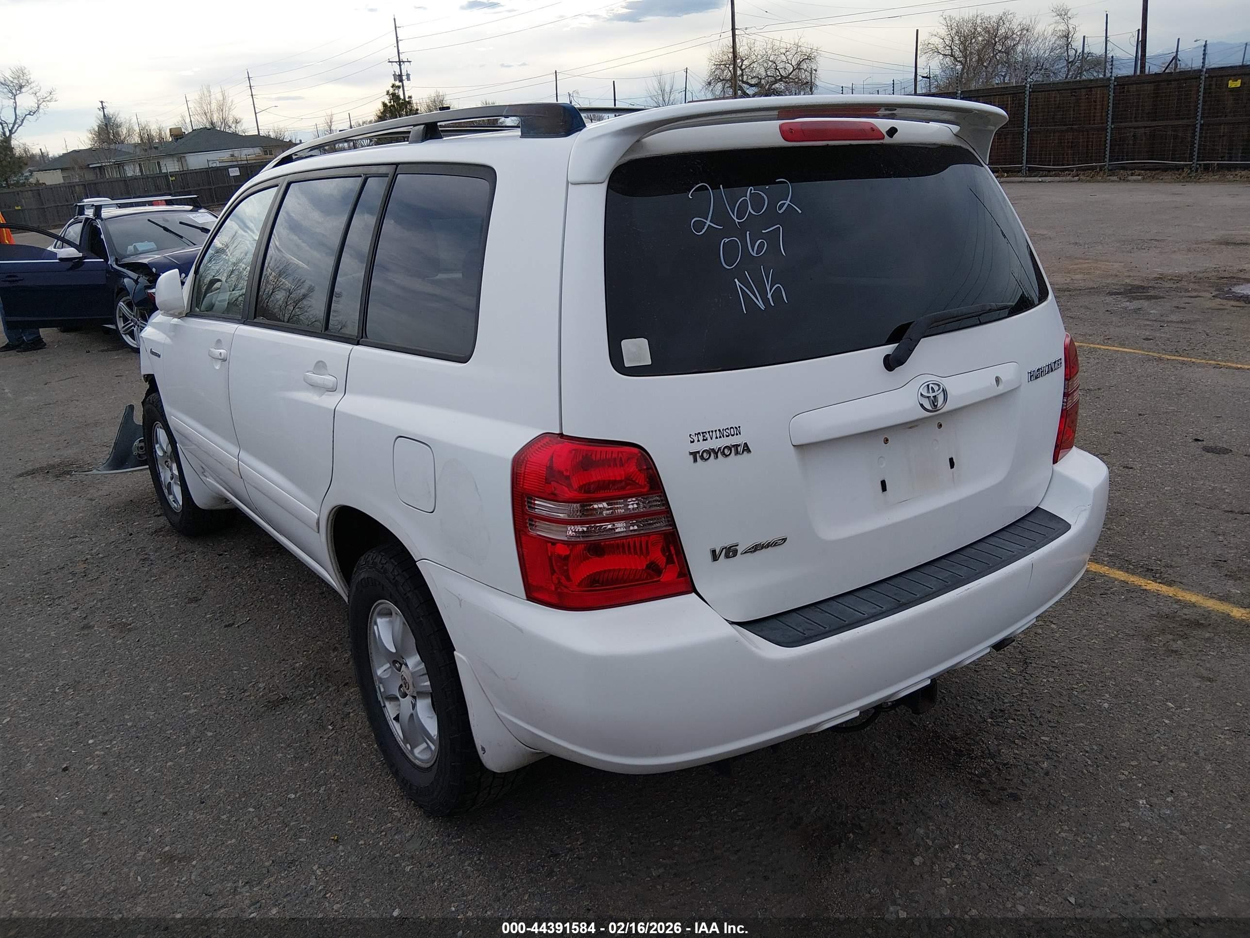TOYOTA HIGHLANDER image 3