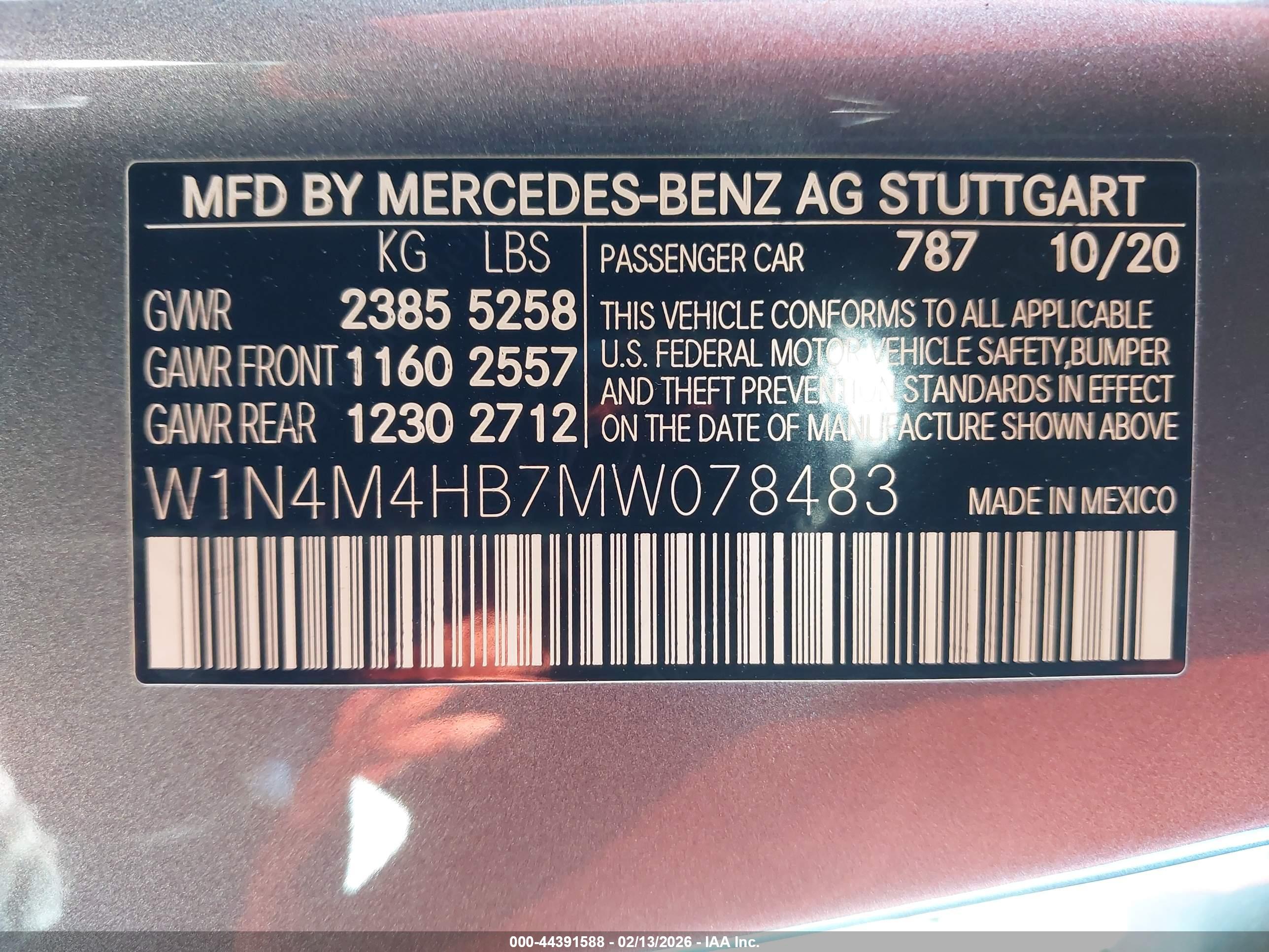 MERCEDES-BENZ GLB image 9