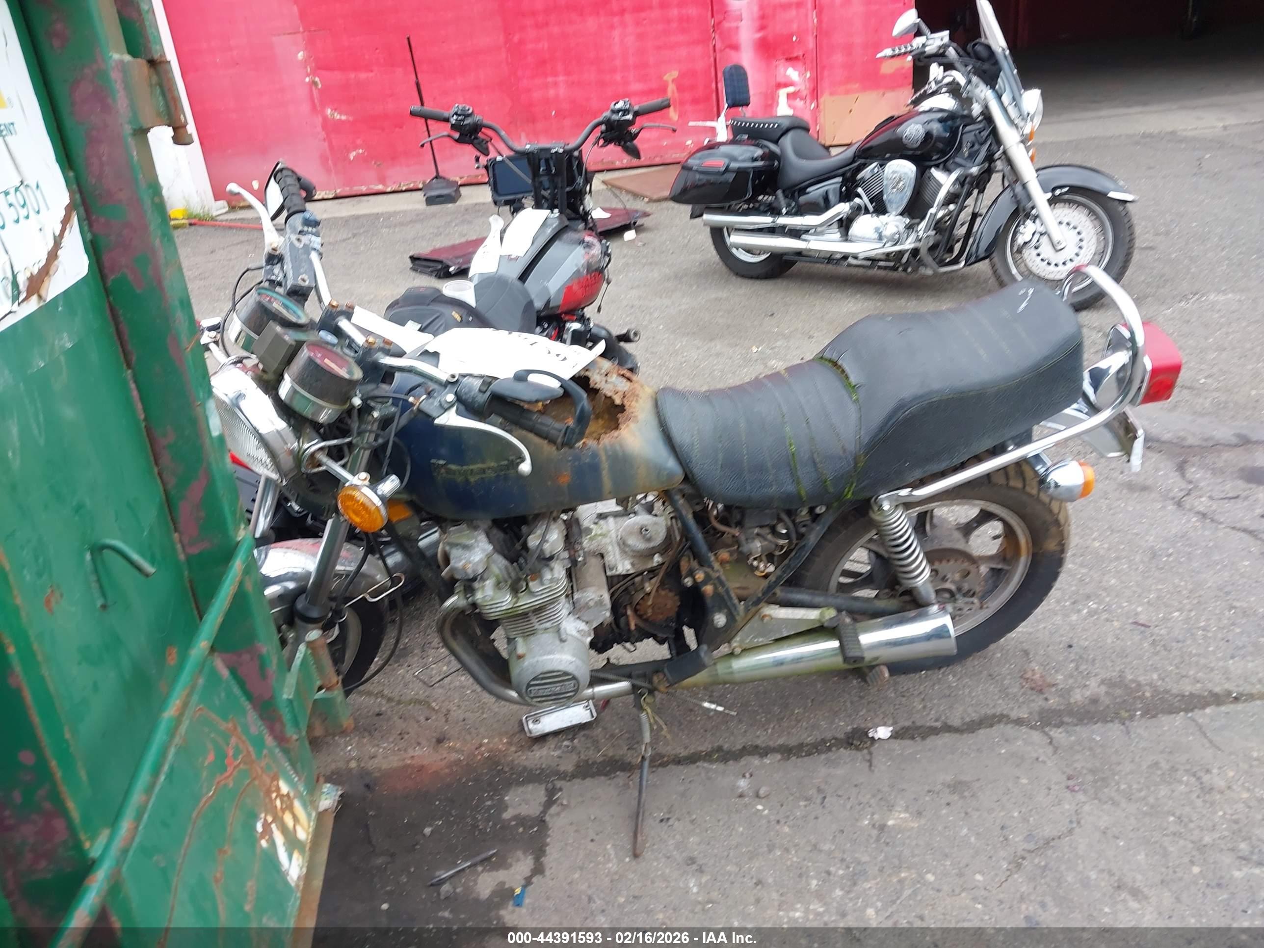 KAWASAKI EX650 image 2