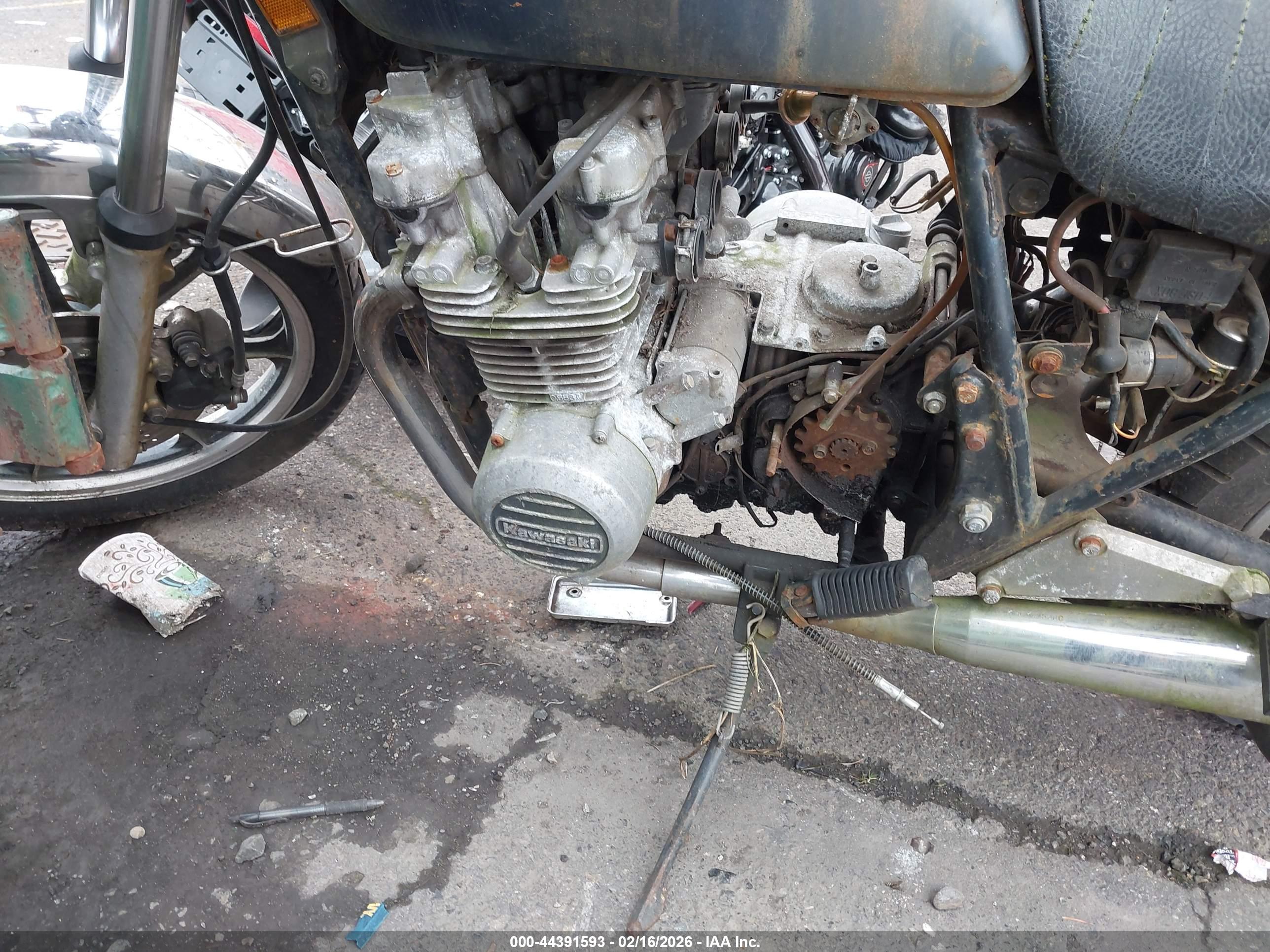 KAWASAKI EX650 image 9