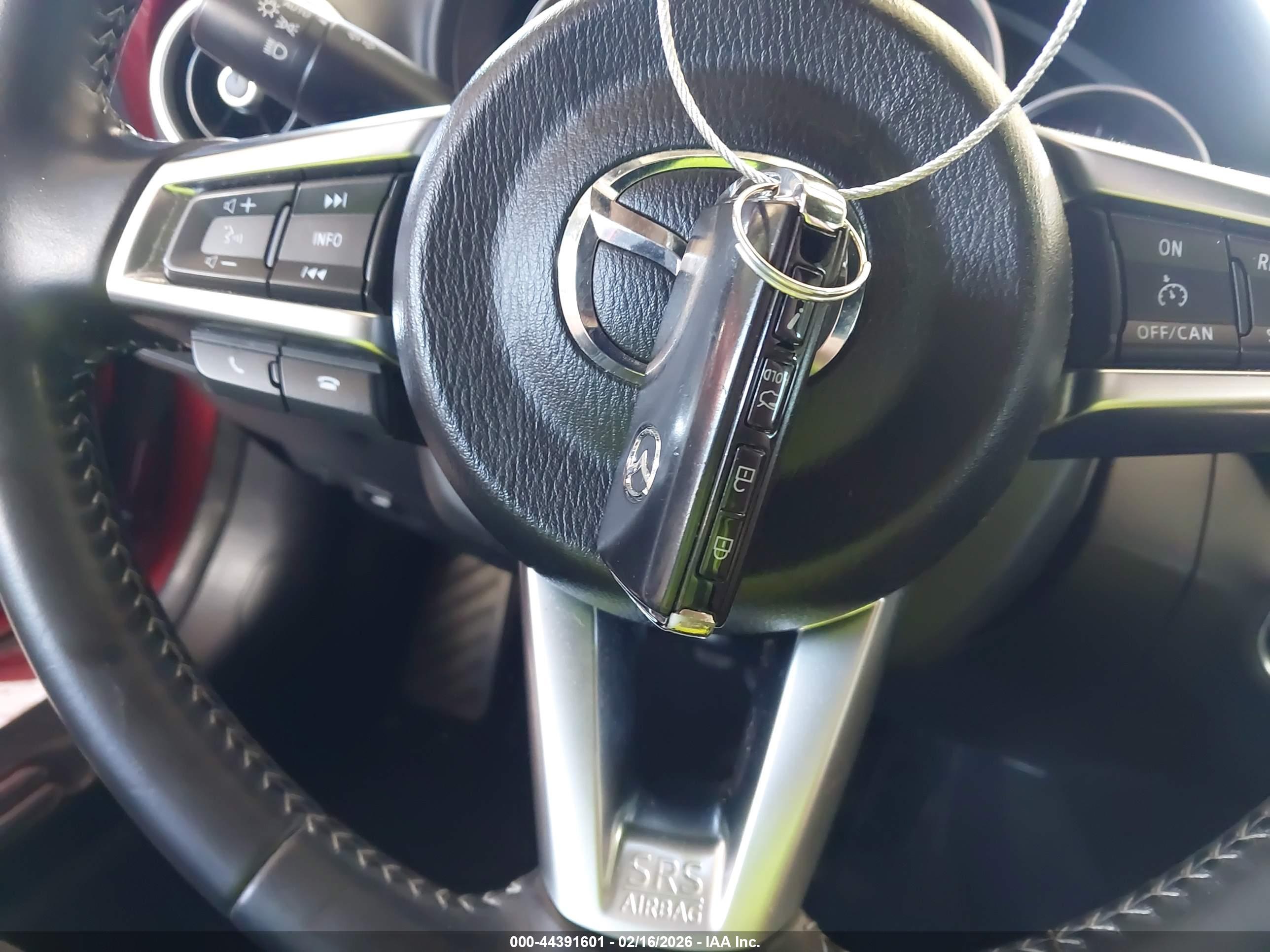 MAZDA MX-5 image 11