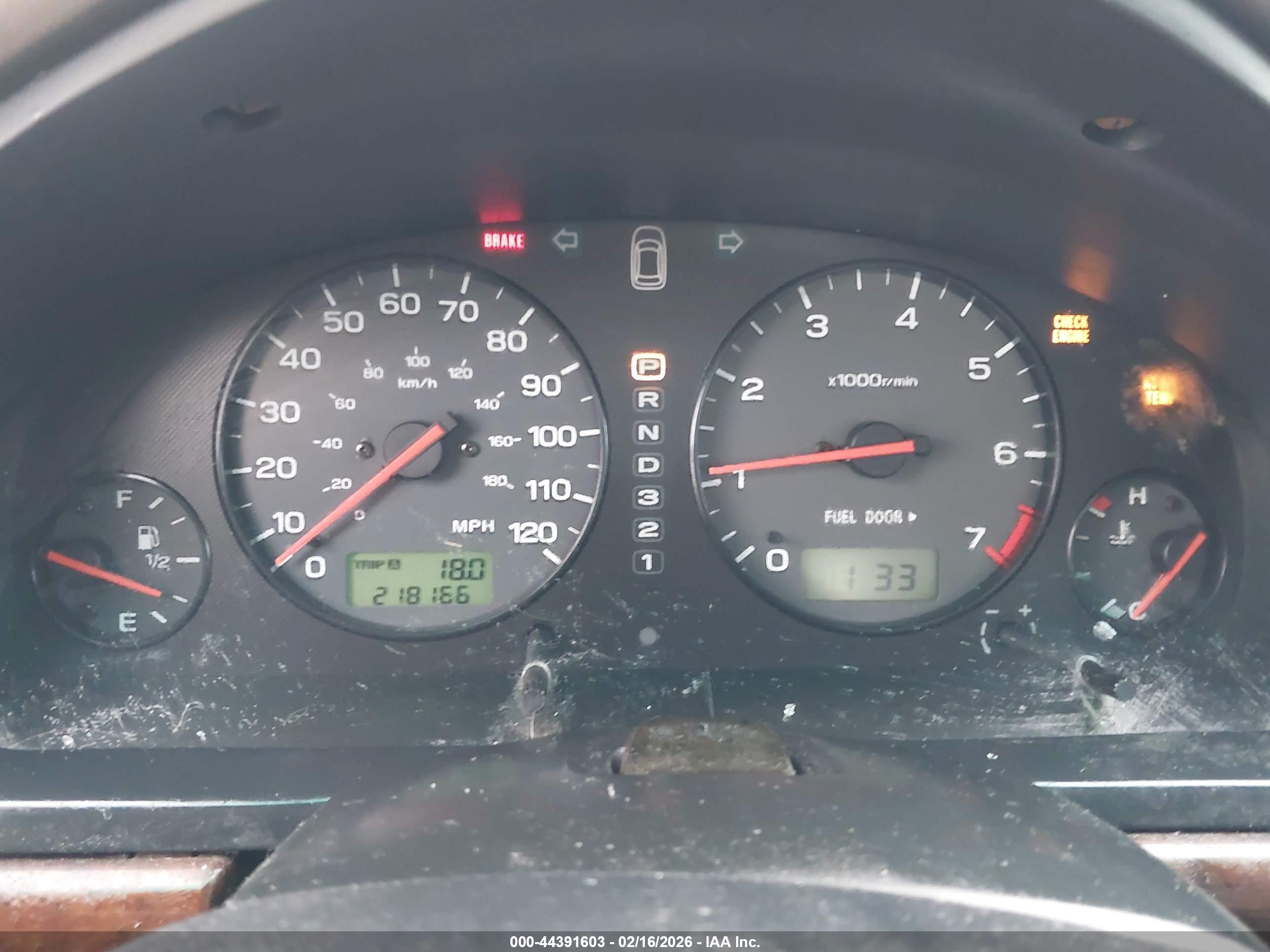 SUBARU OUTBACK image 7