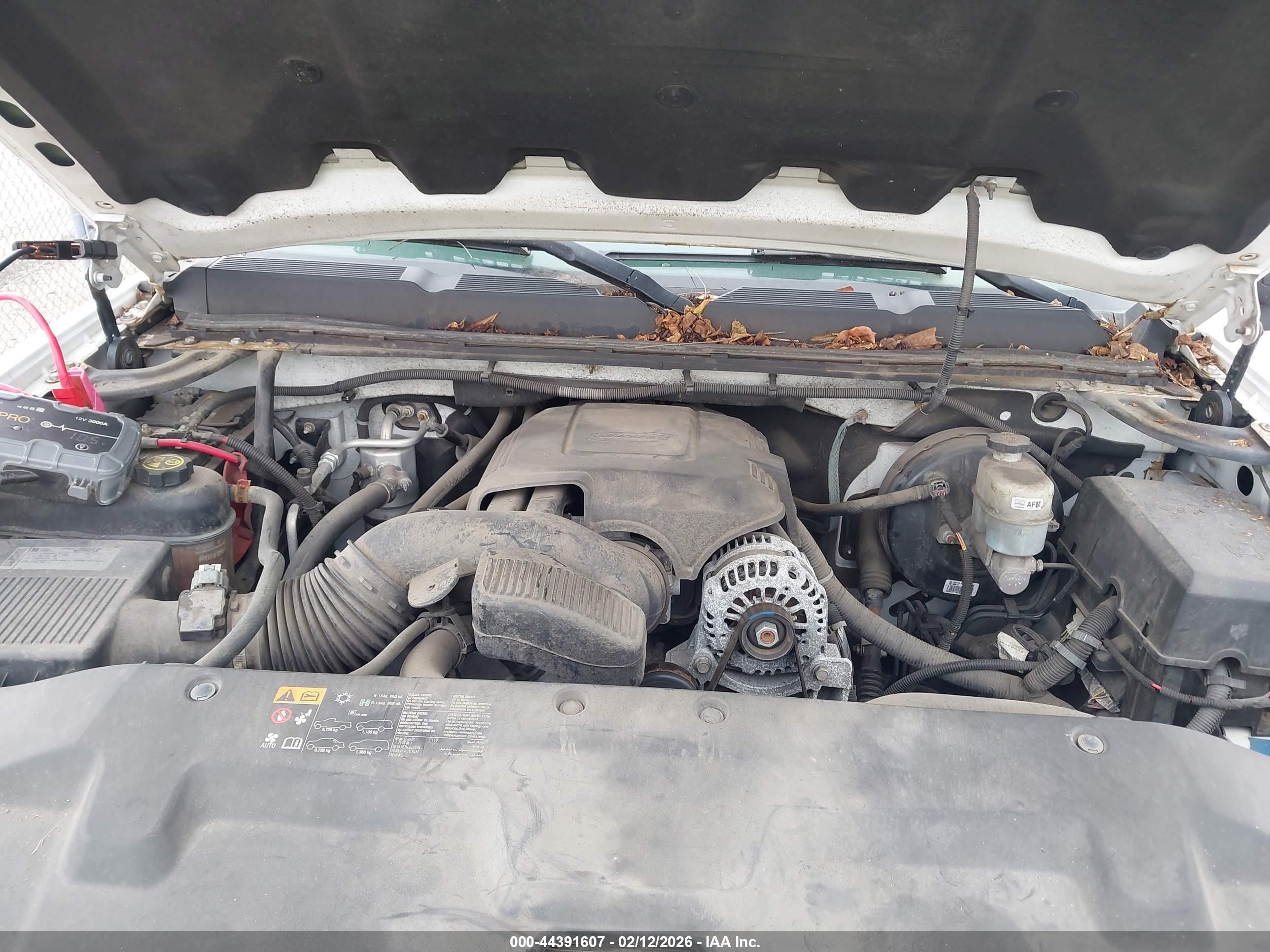 CHEVROLET SILVERADO image 10