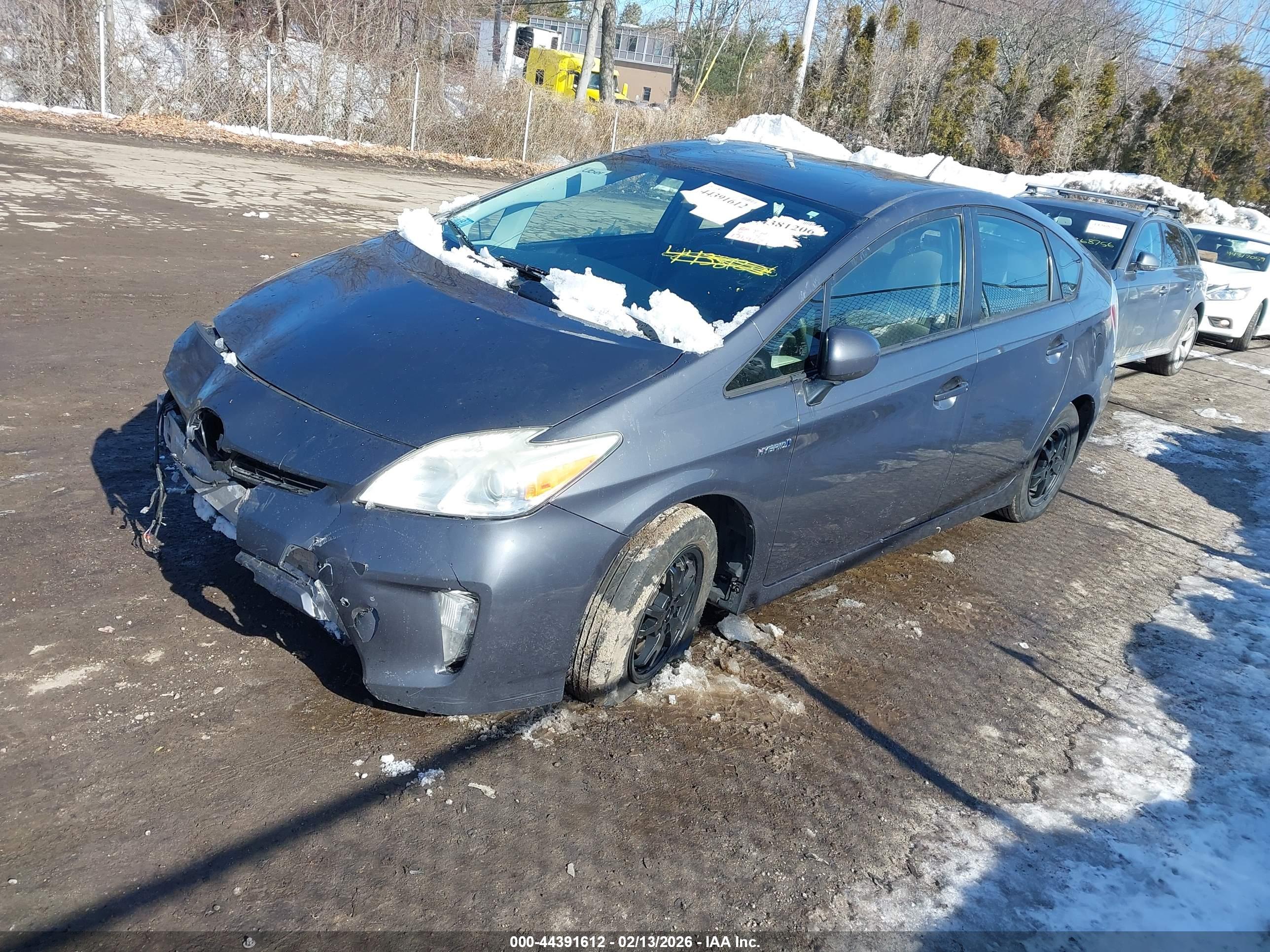 TOYOTA PRIUS image 2