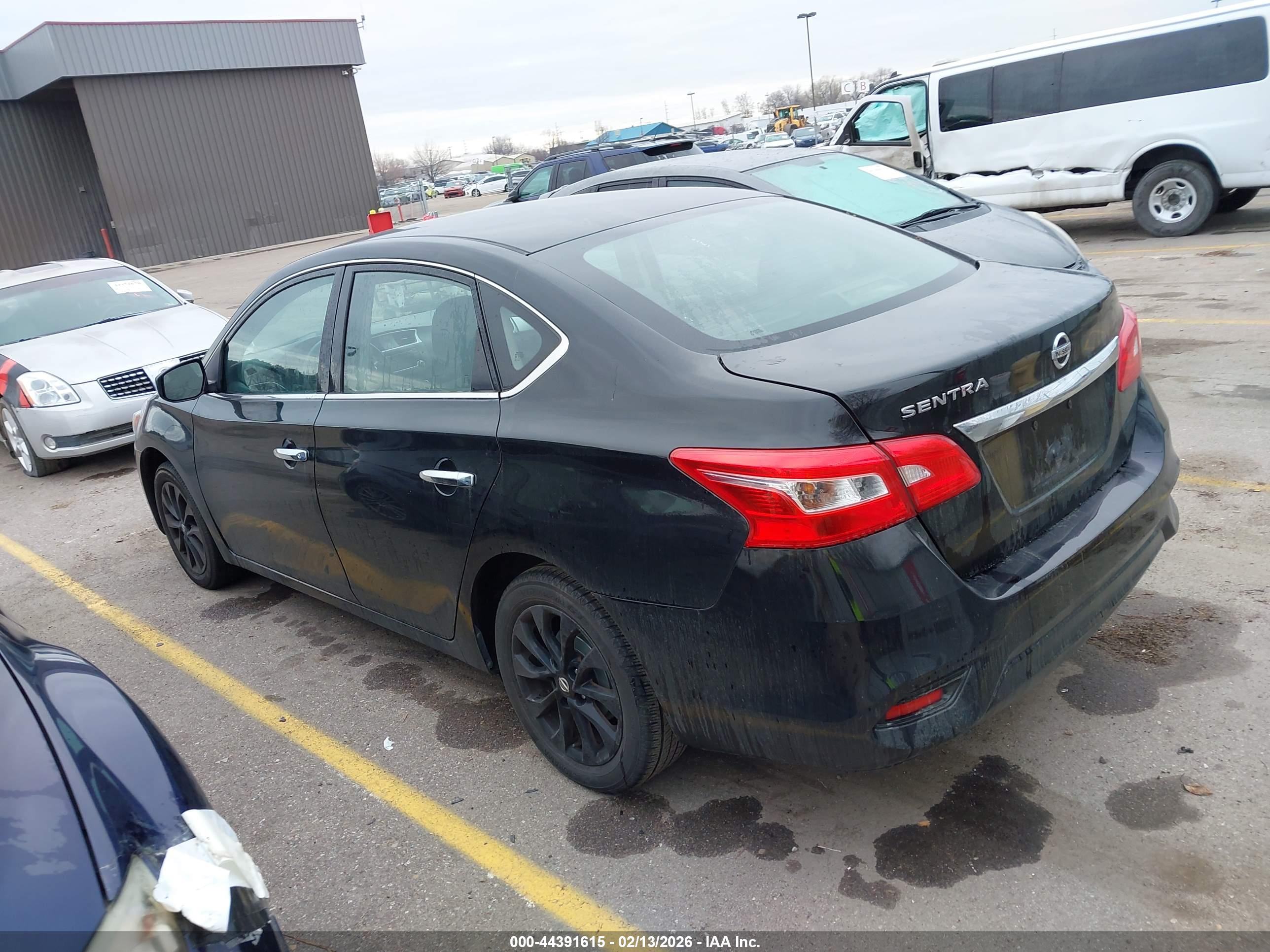 NISSAN SENTRA image 3