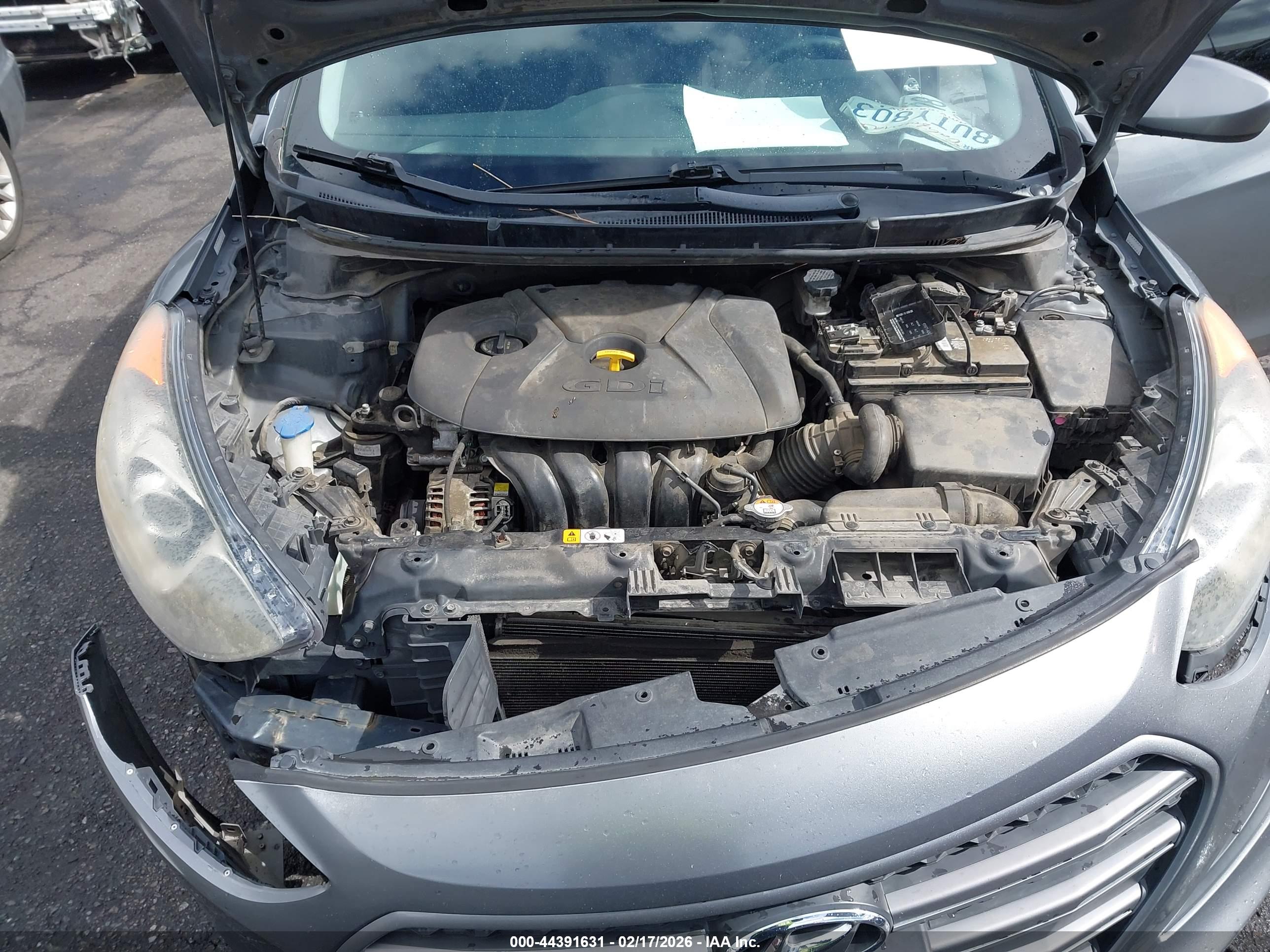 HYUNDAI ELANTRA image 10