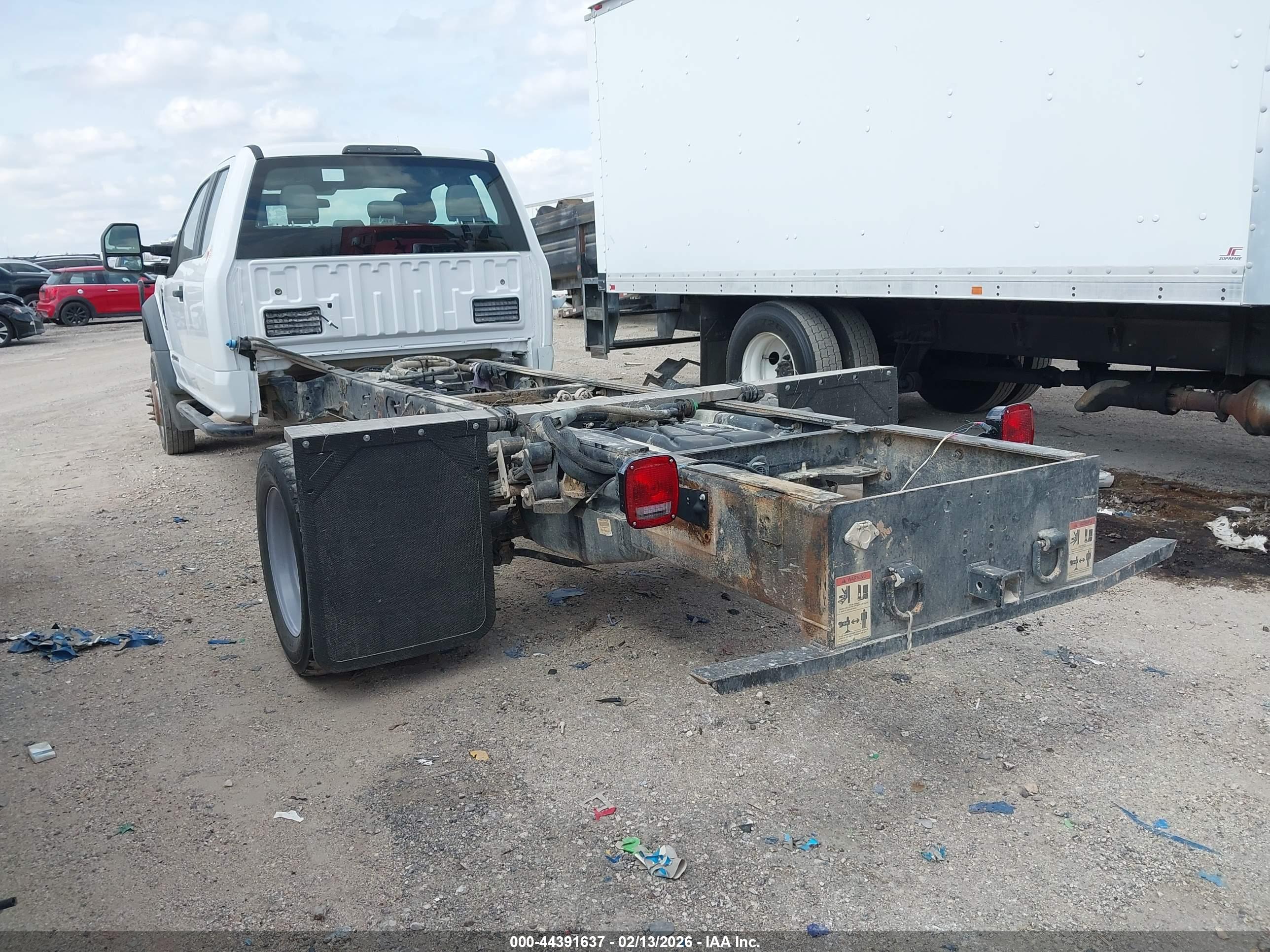 FORD F-550 image 3