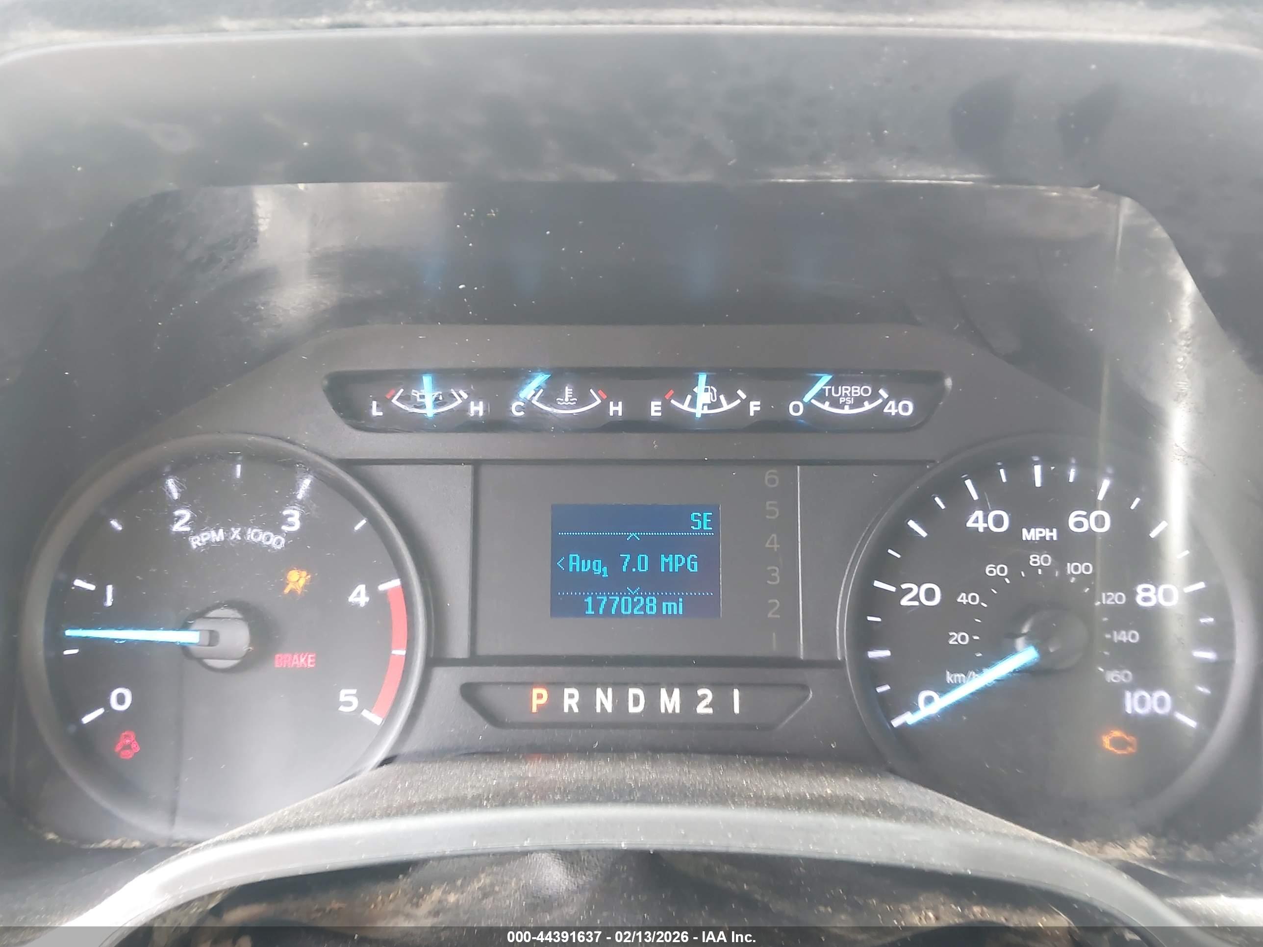 FORD F-550 image 6