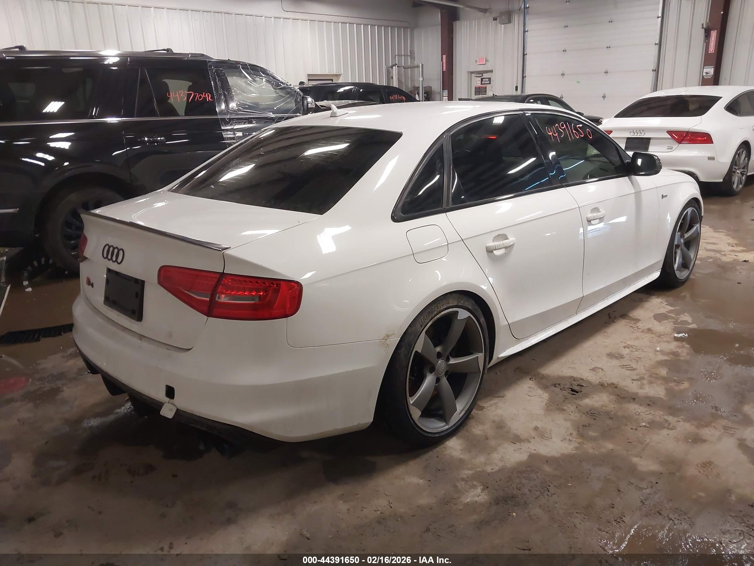 AUDI S4 image 4