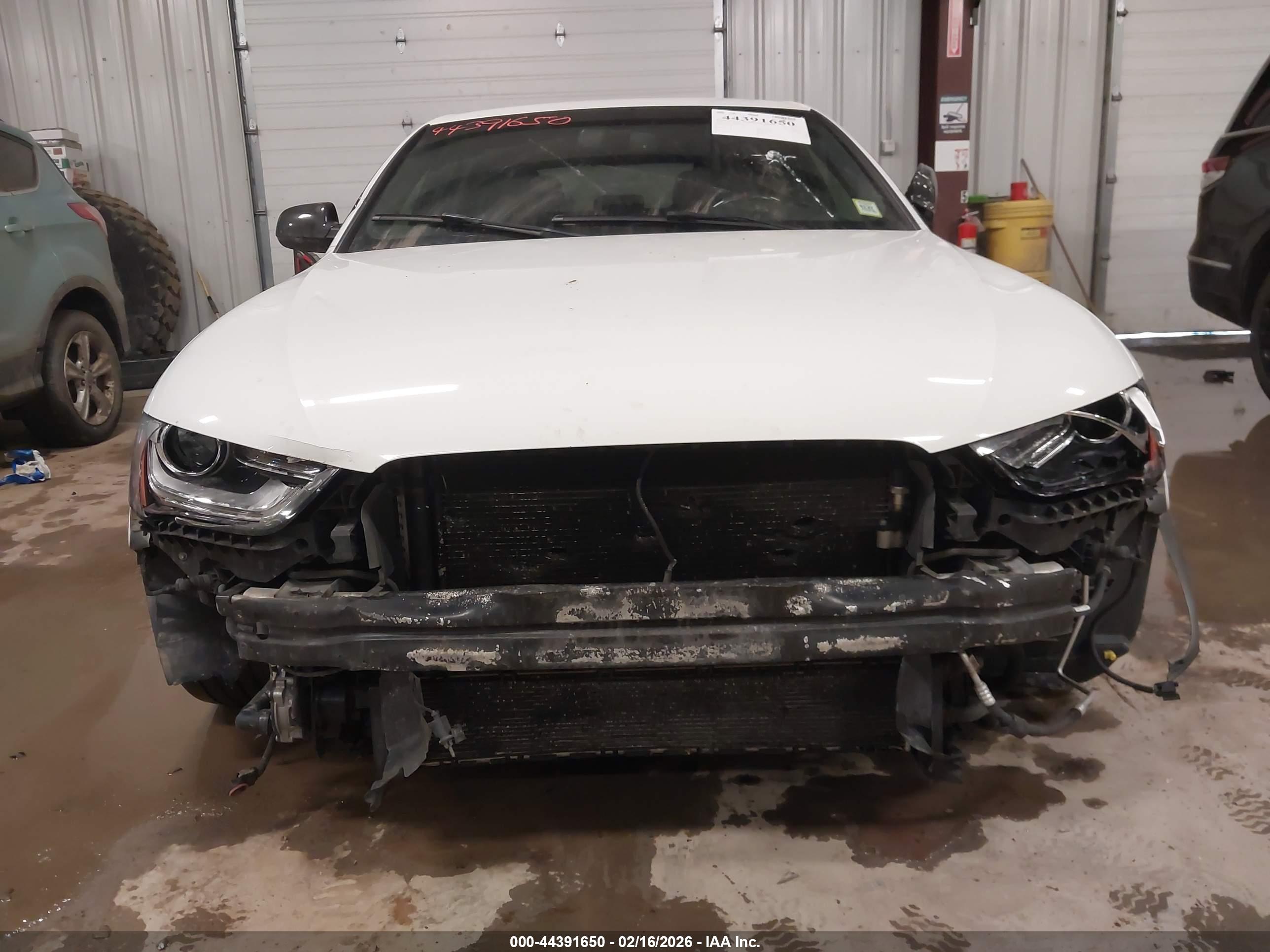 AUDI S4 image 6