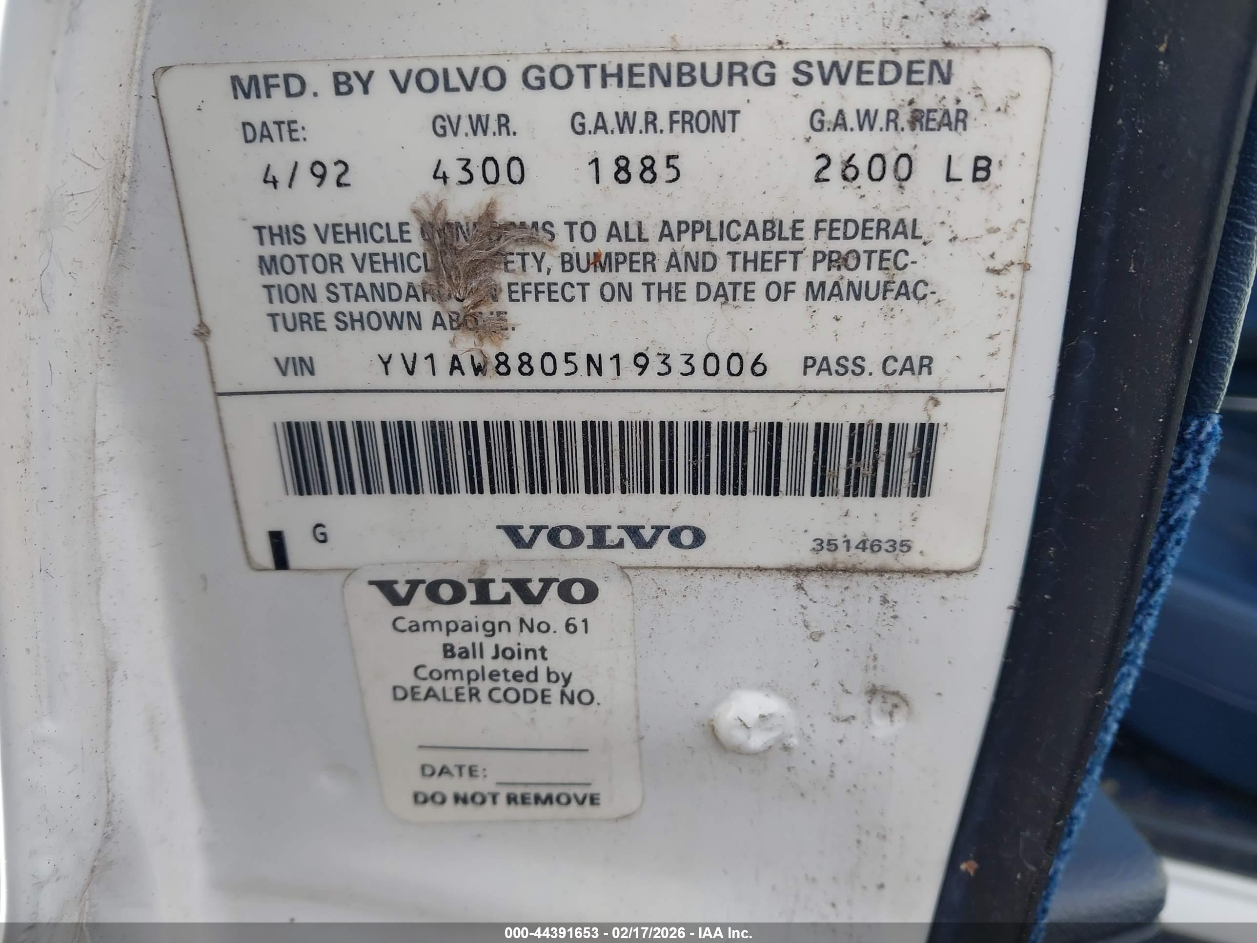 VOLVO 240 image 9