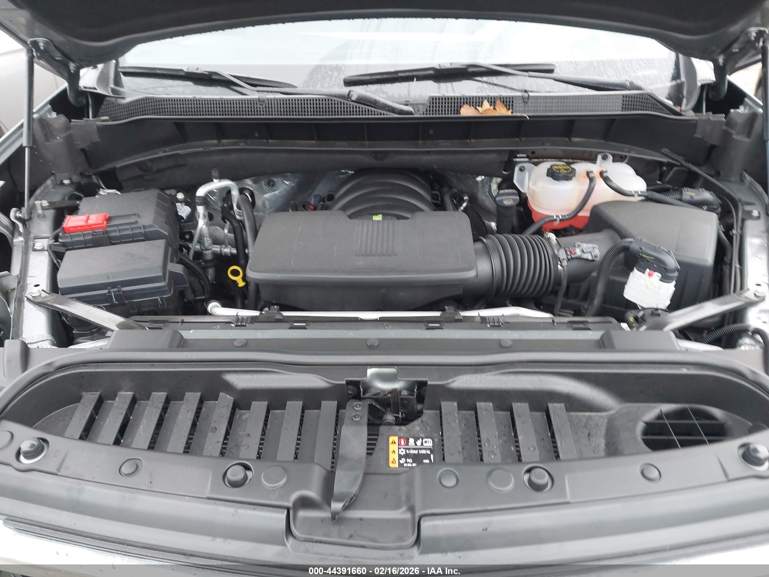 CHEVROLET SILVERADO image 10