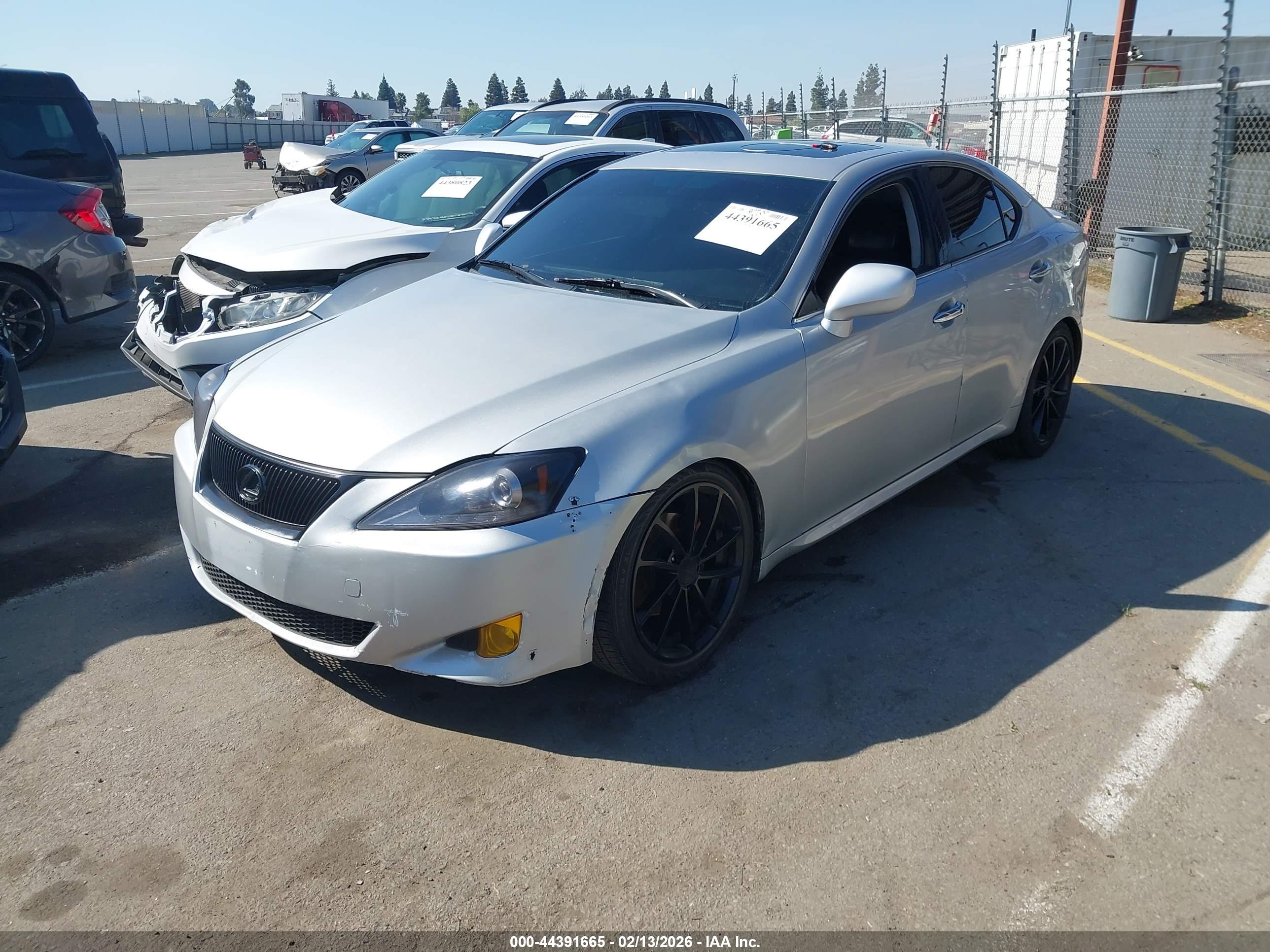 LEXUS IS image 2